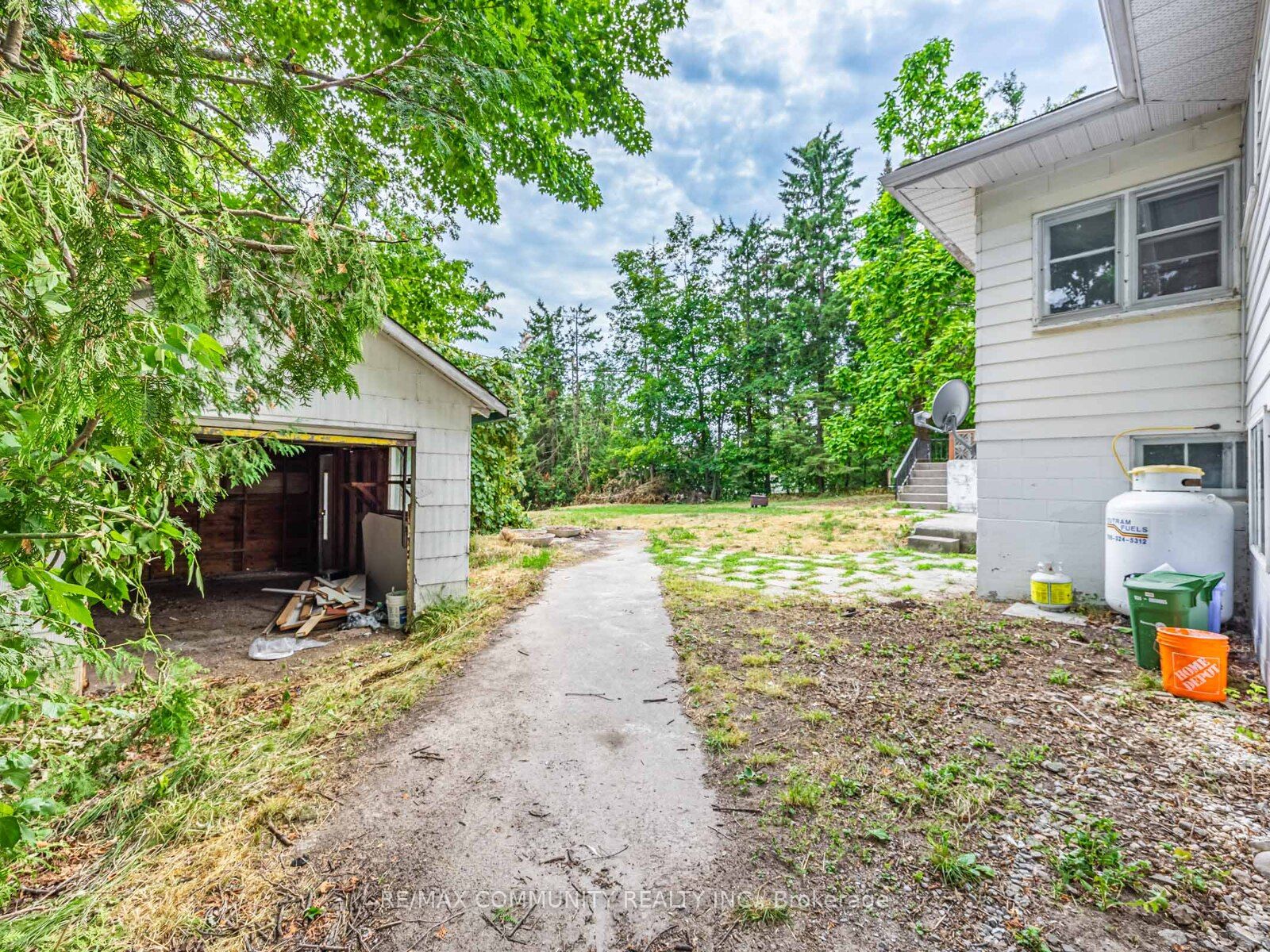 36 North Street Property Photo 24