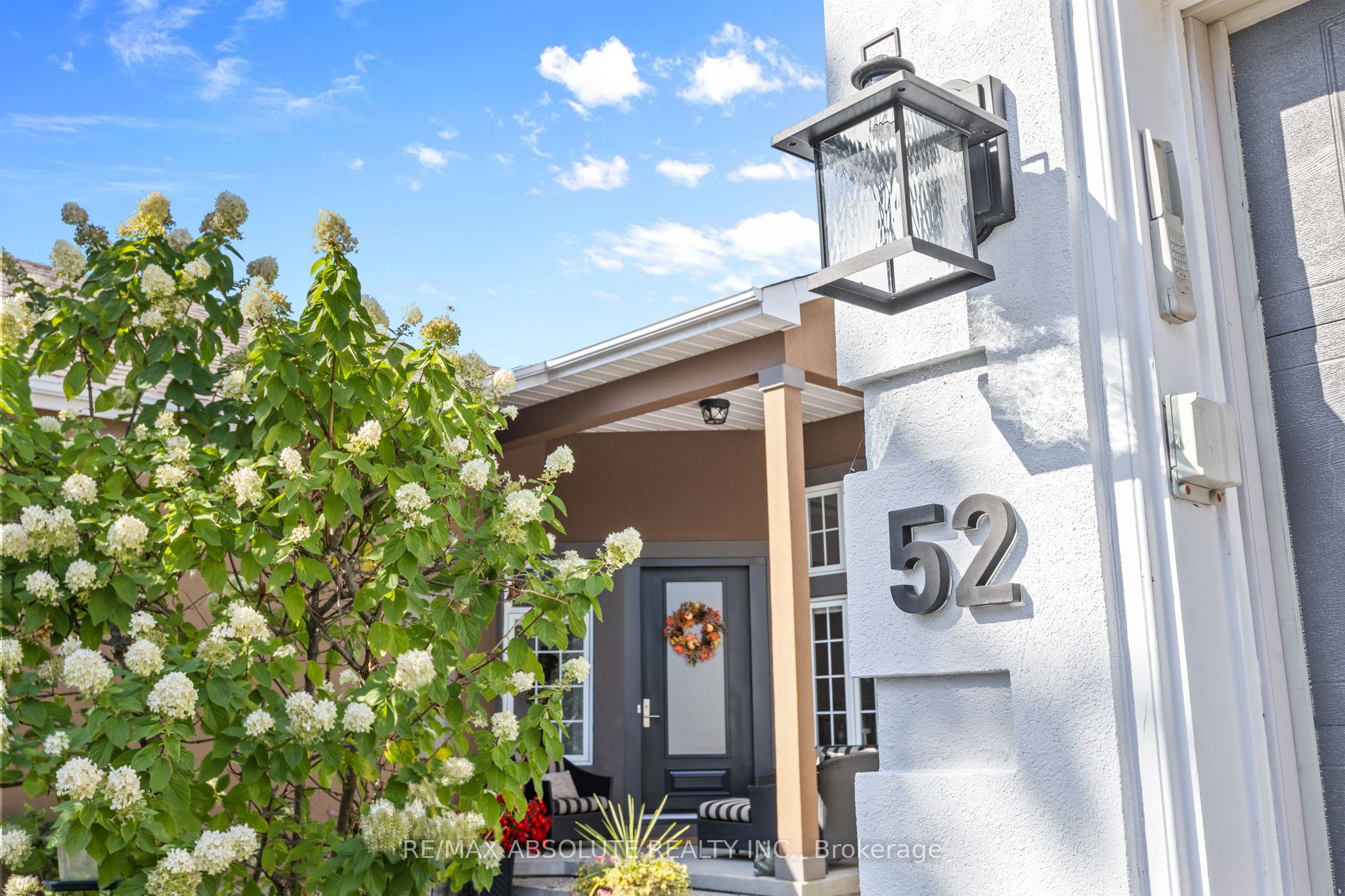 52 Stonecroft Terrace Property Photo 4