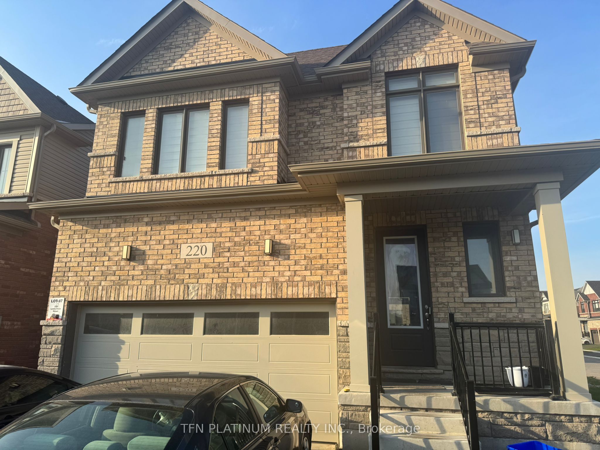 220 Leslie Davis Street Property Photo 1