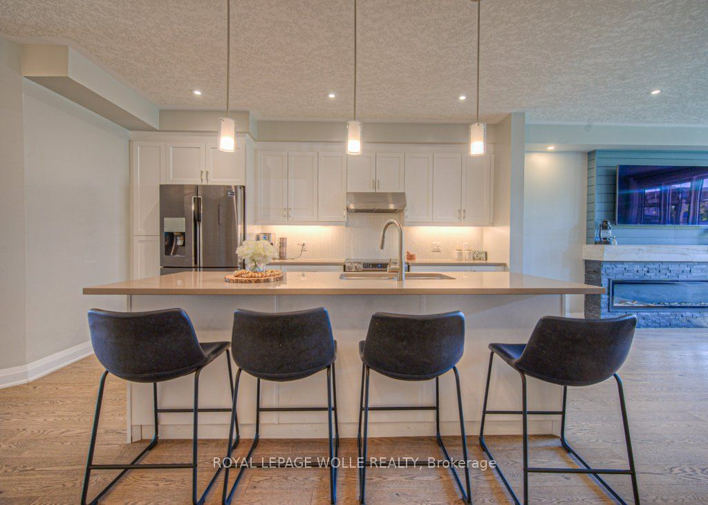 286 Tall Grass Crescent Property Photo 12