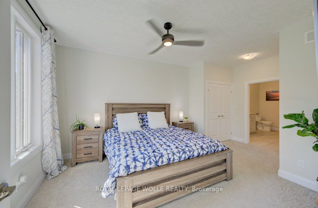 286 Tall Grass Crescent Property Photo 25