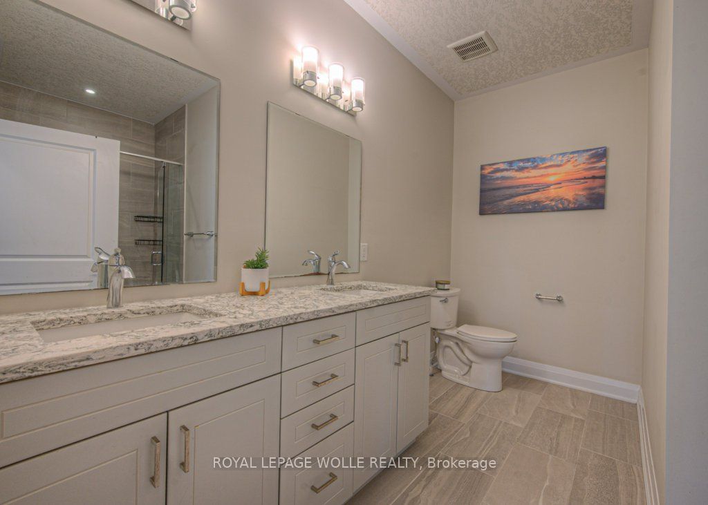 286 Tall Grass Crescent Property Photo 27