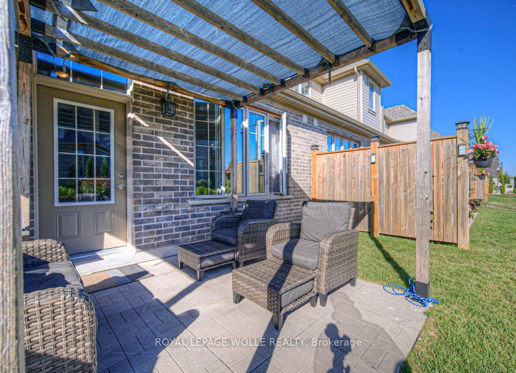 286 Tall Grass Crescent Property Photo 41