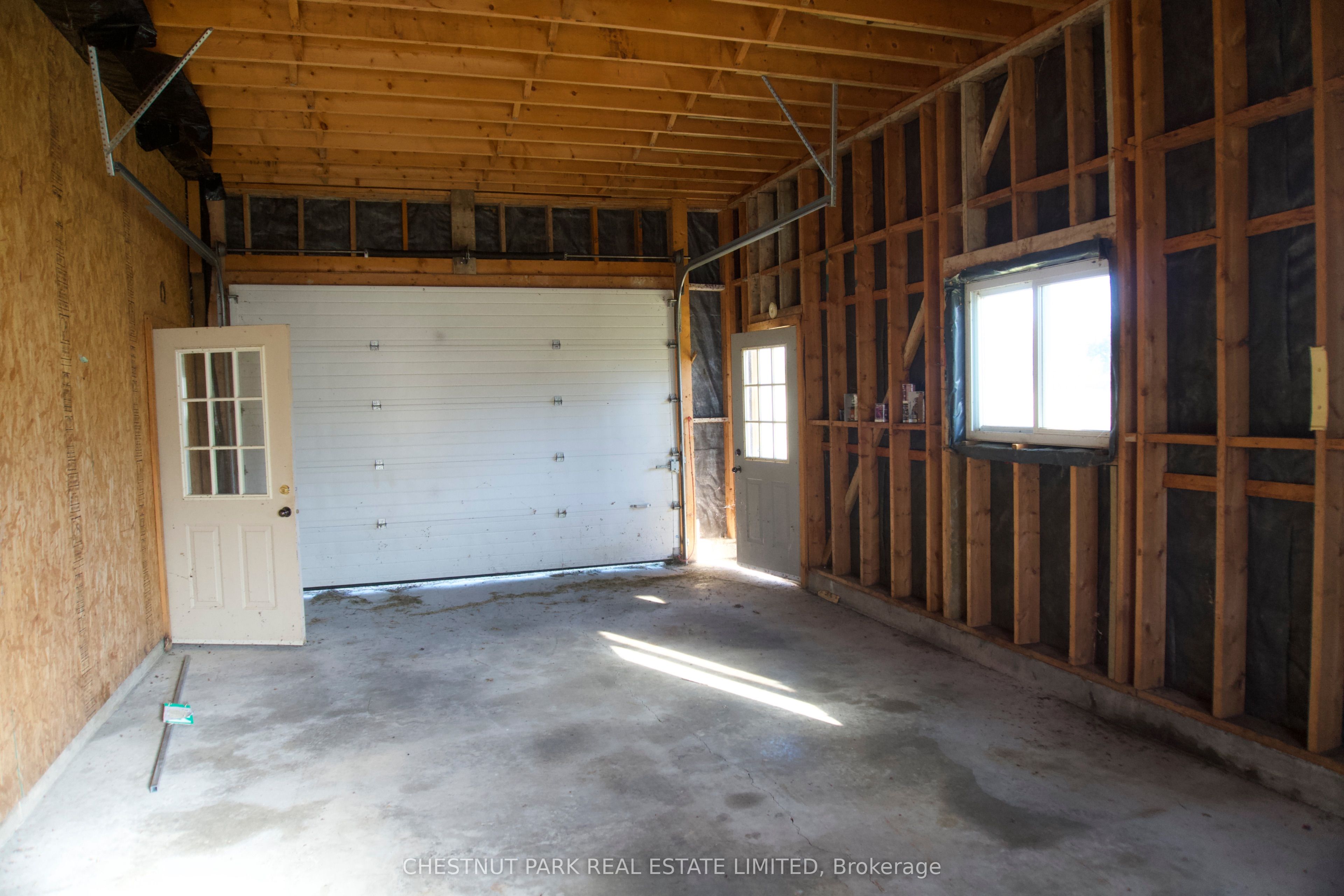 101 Foster Road Property Photo 23
