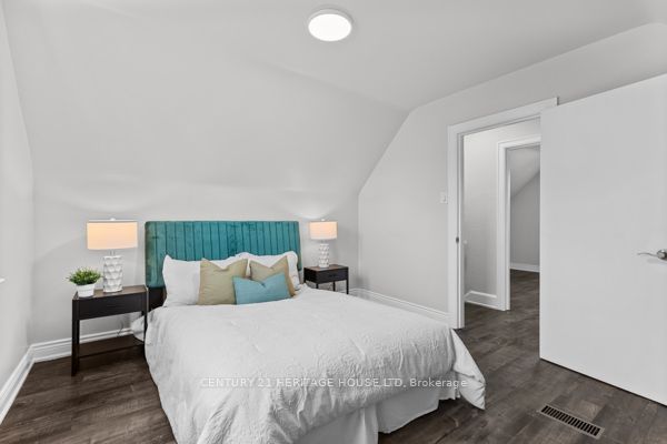 181 Highland Road E Property Photo 8