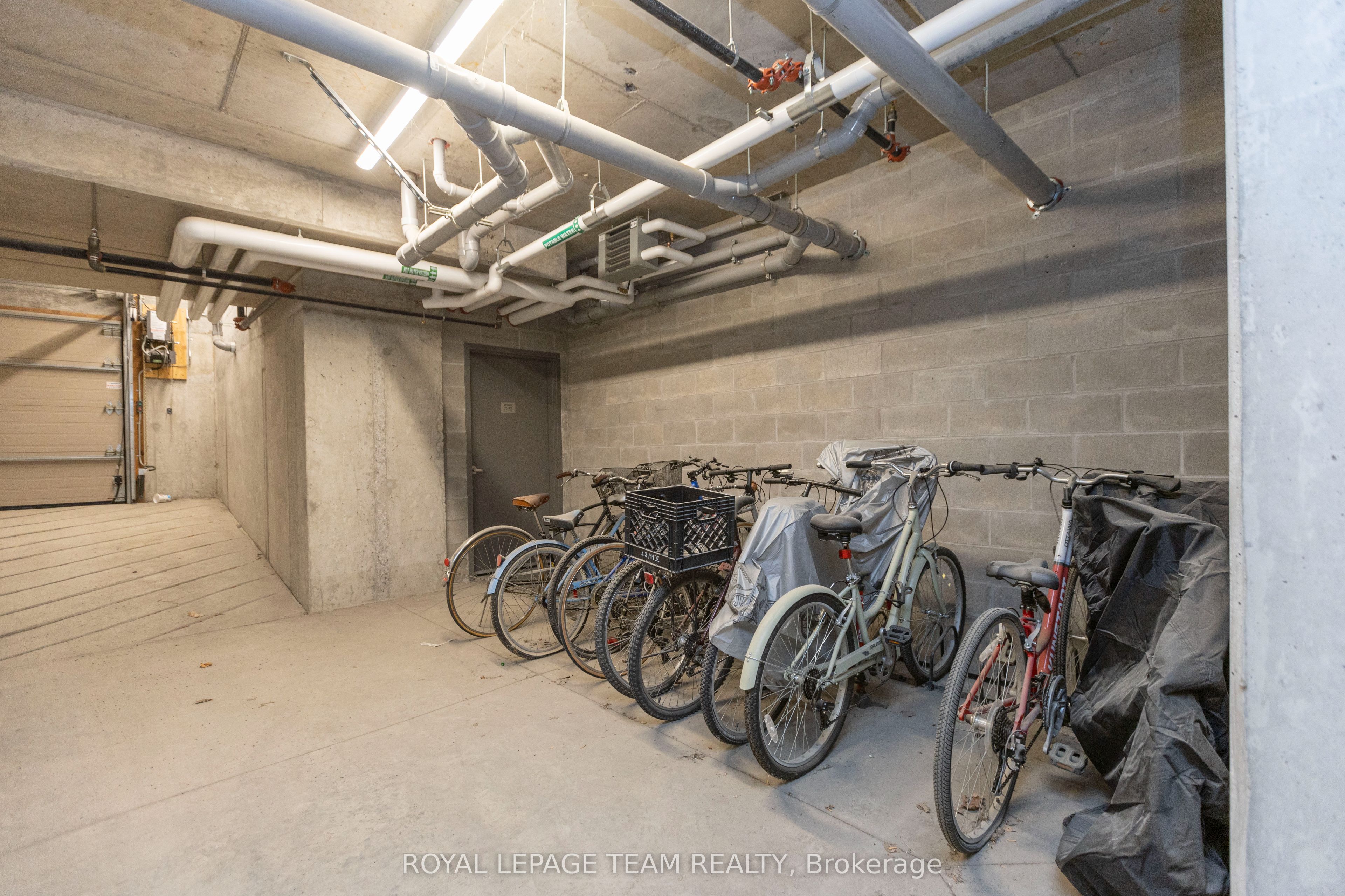 280 Herzberg Road 105 Property Photo 25