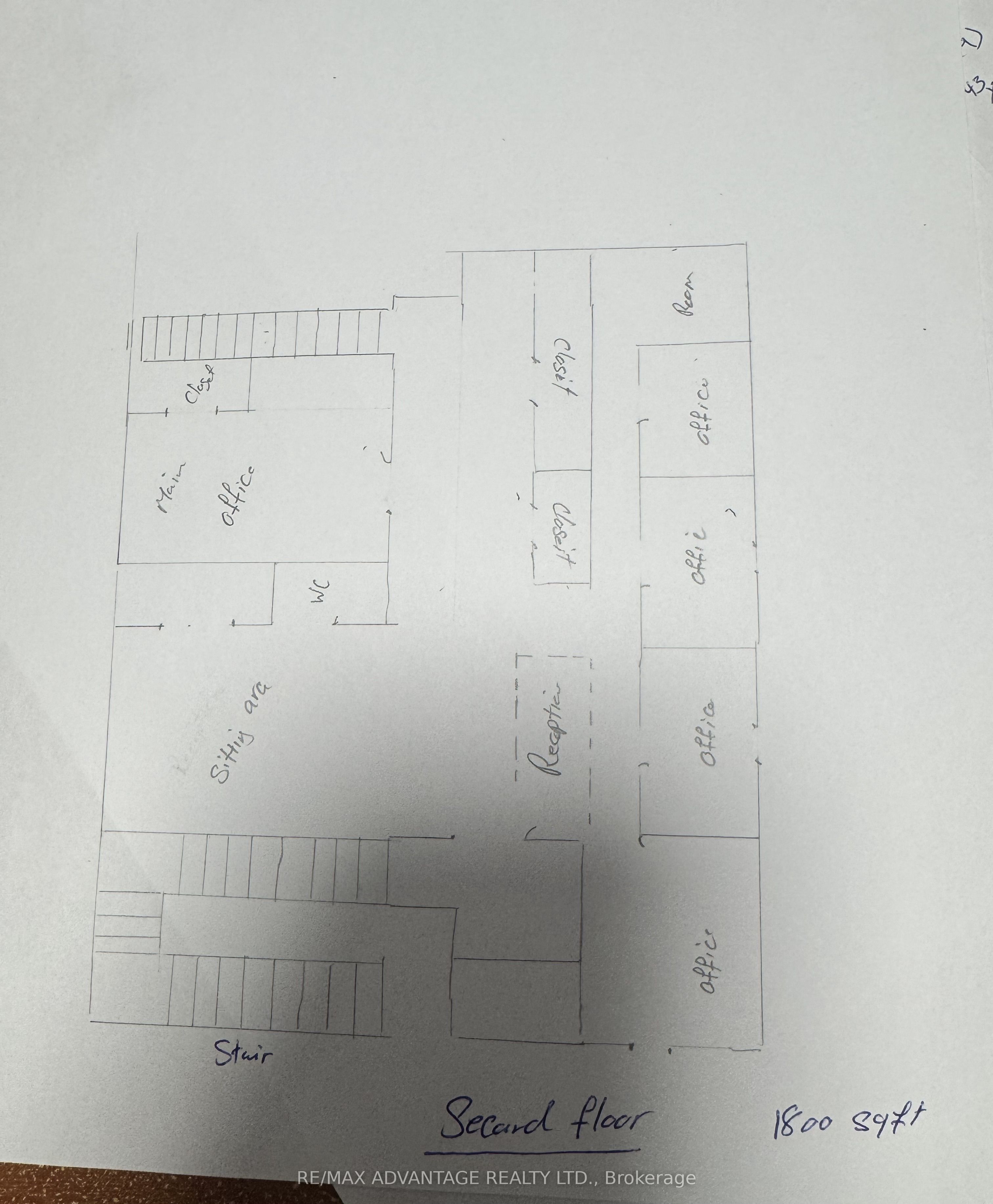 81 Charles Street W Property Photo 8