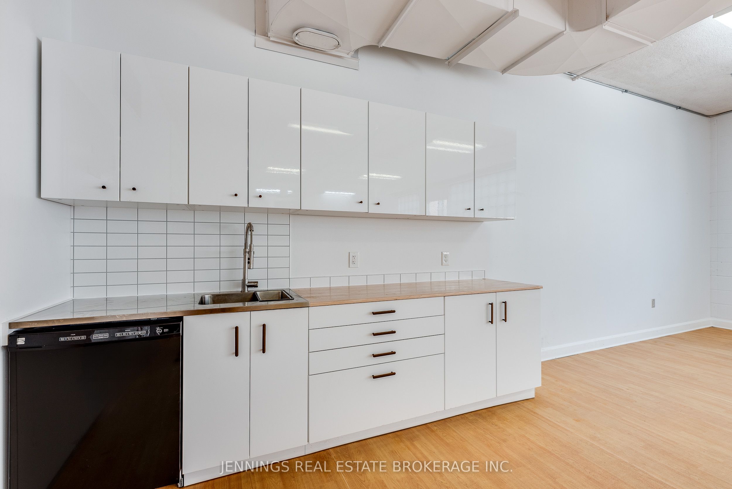 18 Louisa Street Property Photo 4