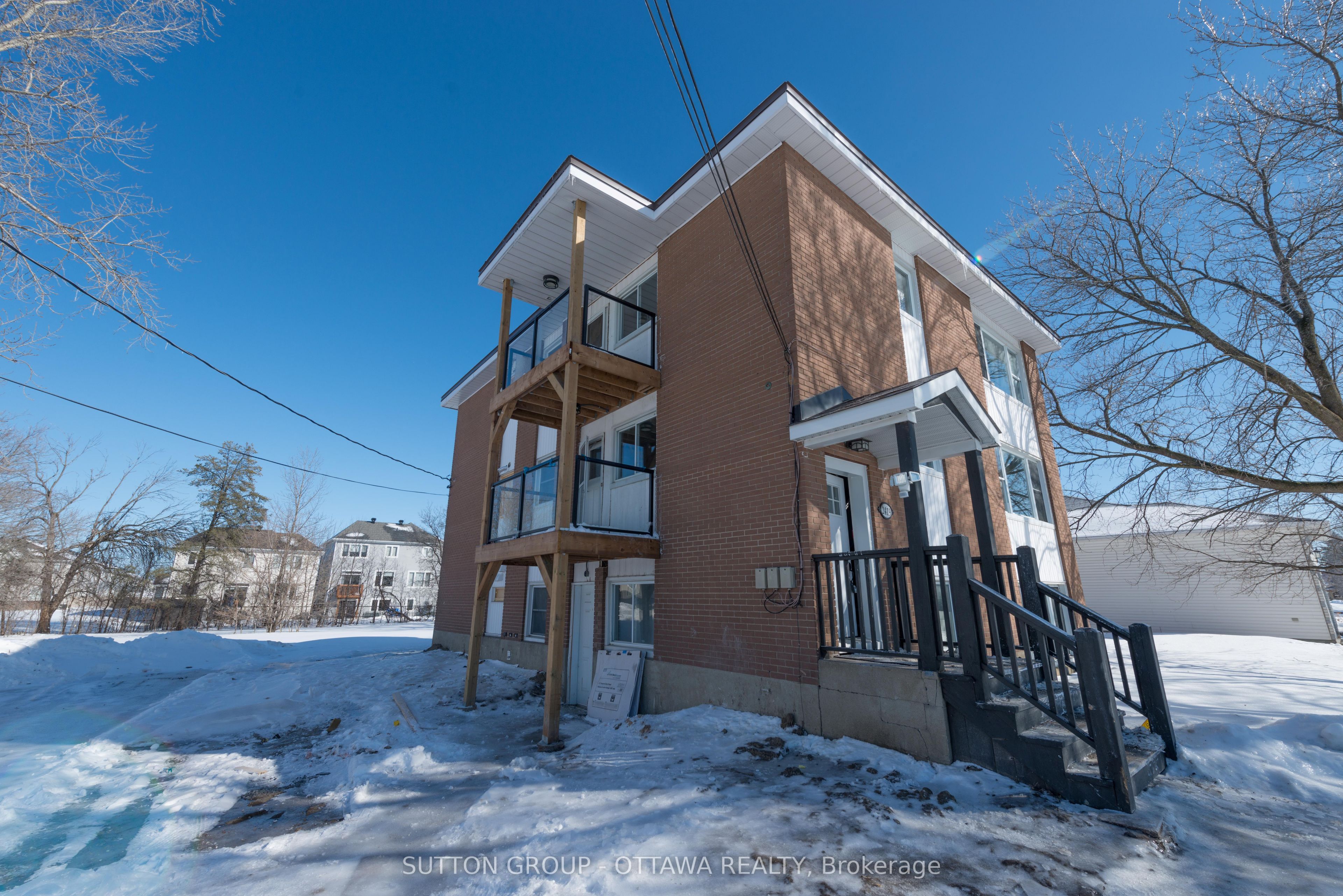 2419 Pagé Road N 3 Property Photo 1