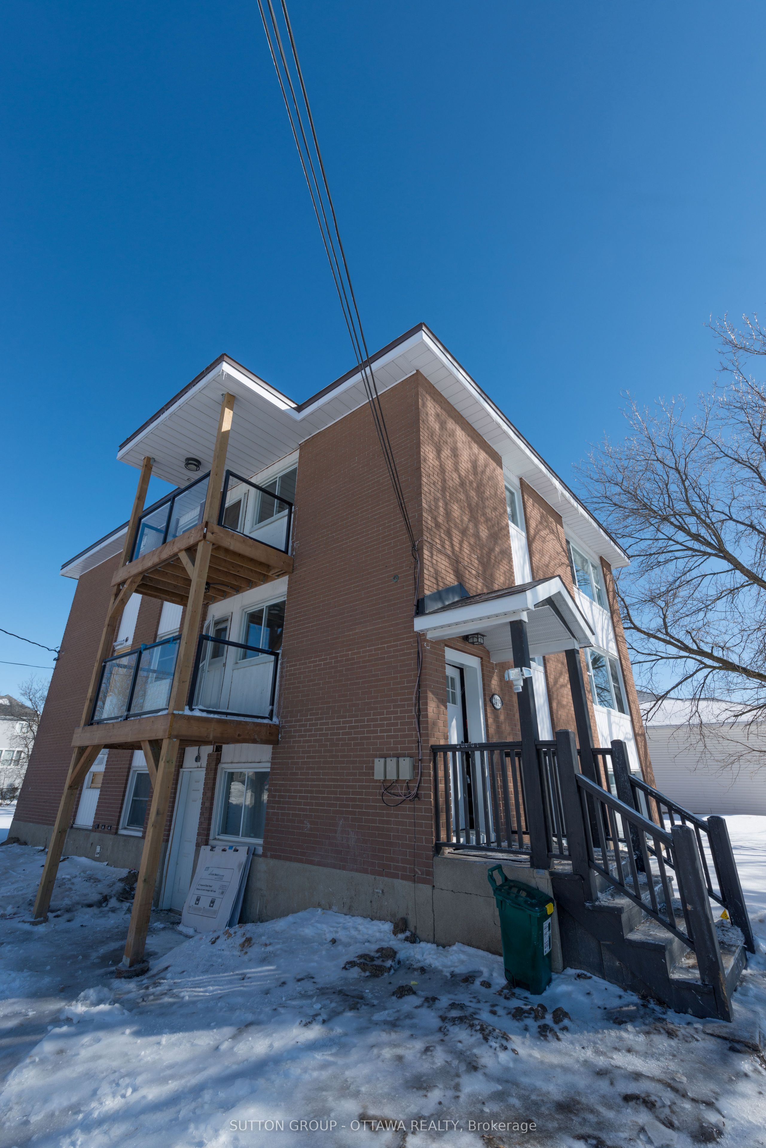 2419 Pagé Road N 3 Property Photo 2