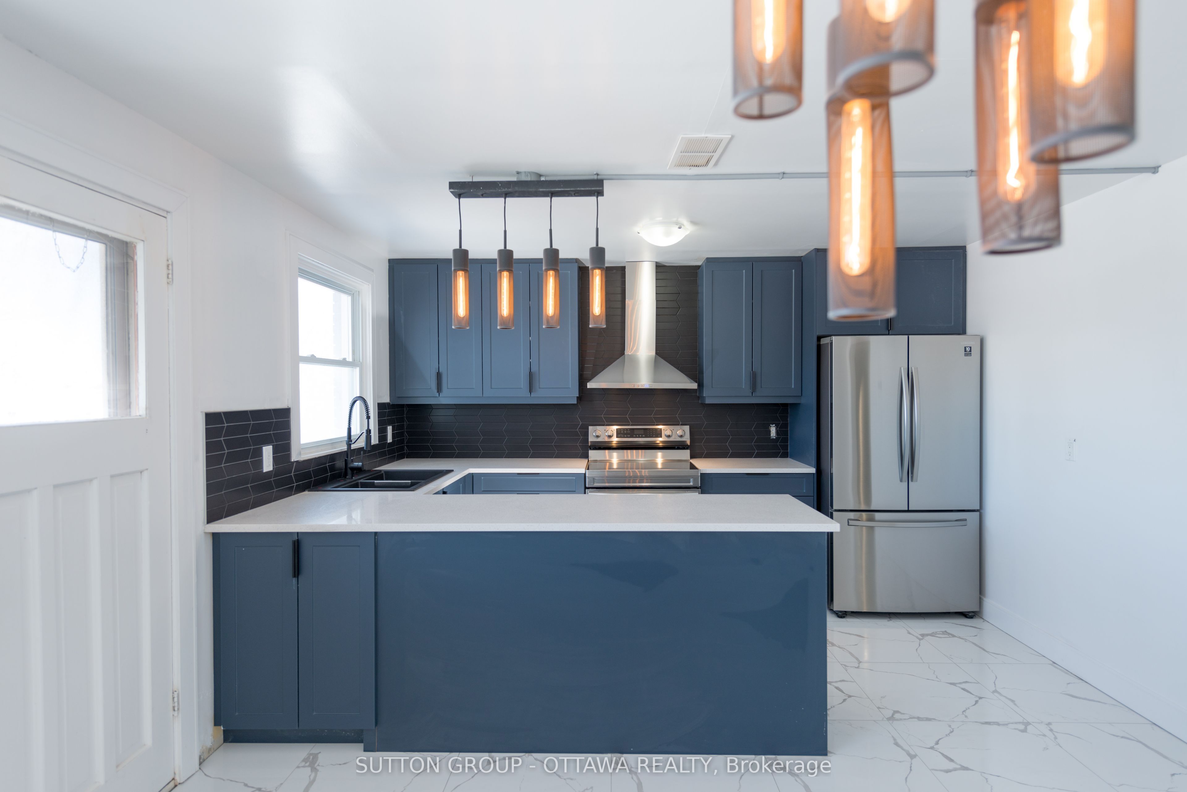 2419 Pagé Road N 3 Property Photo 7