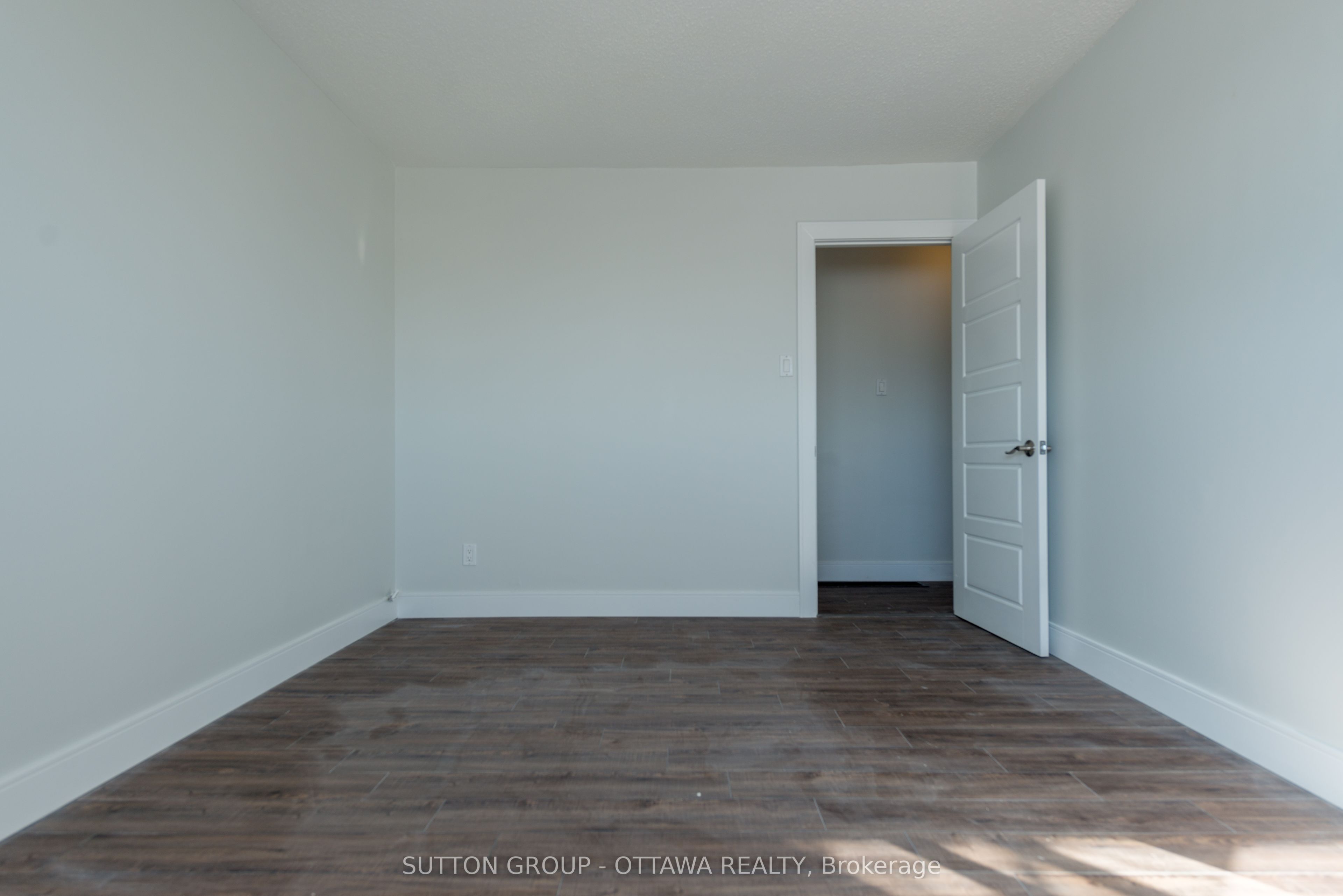 2419 Pagé Road N 3 Property Photo 23