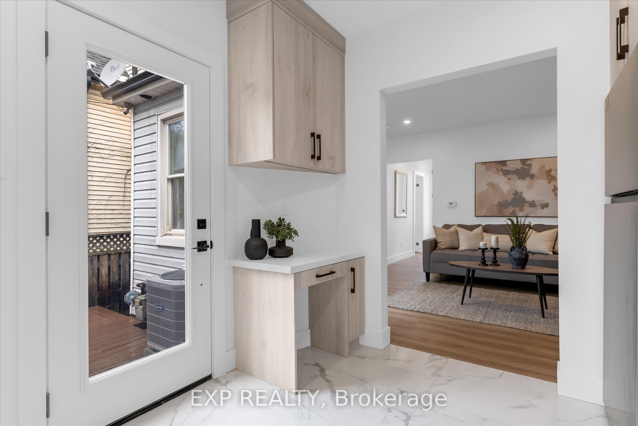 20 Hill Street Property Photo 4