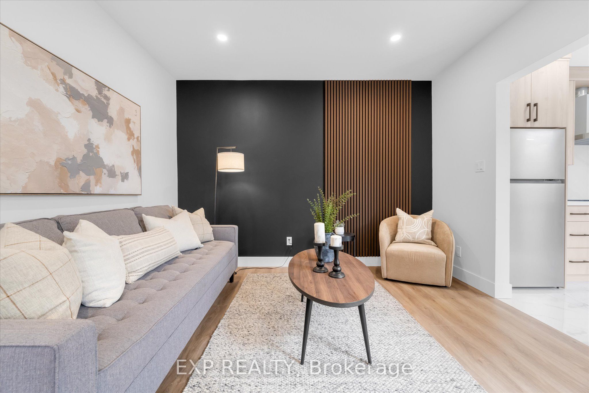 20 Hill Street Property Photo 5