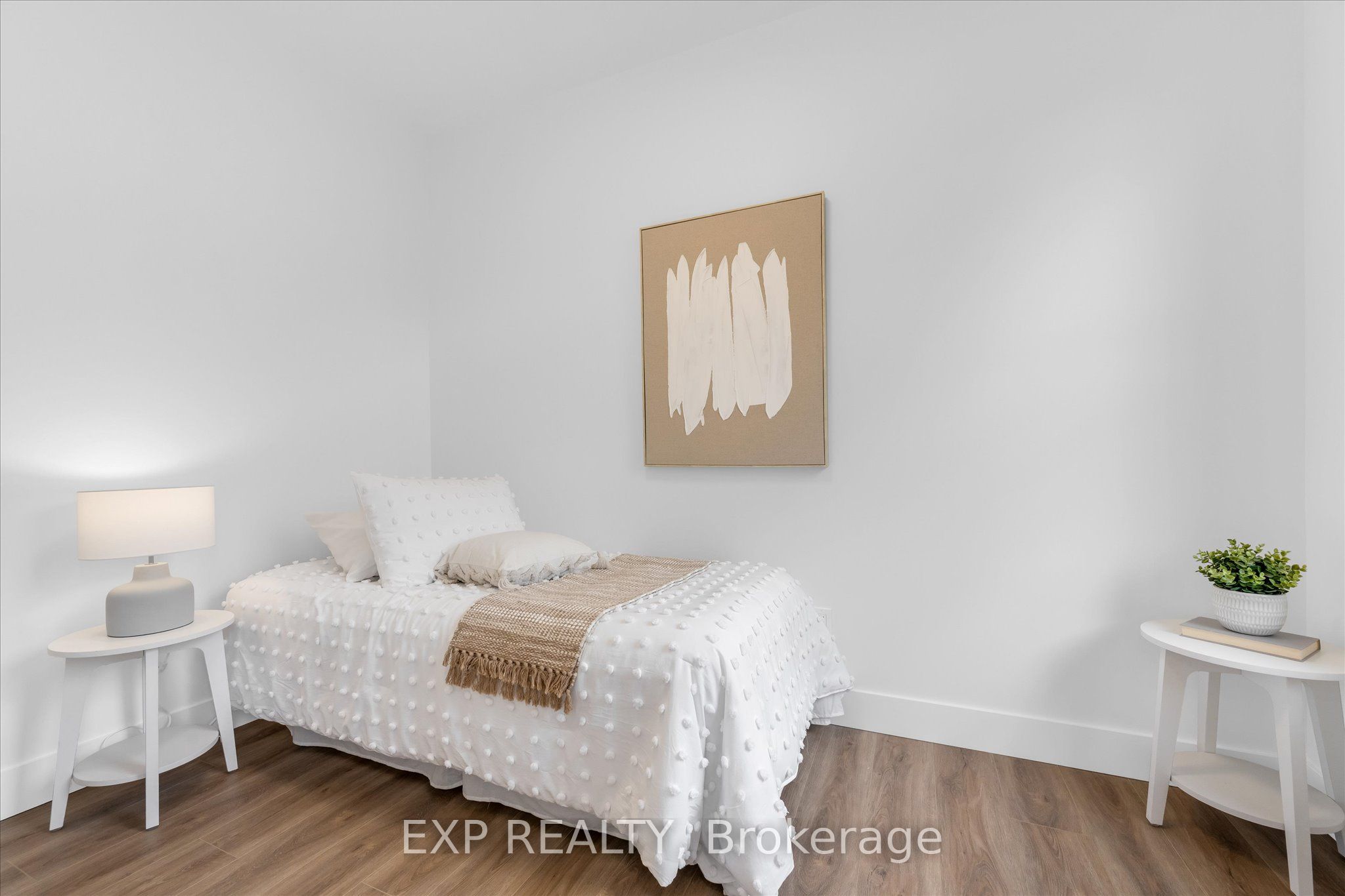 20 Hill Street Property Photo 11