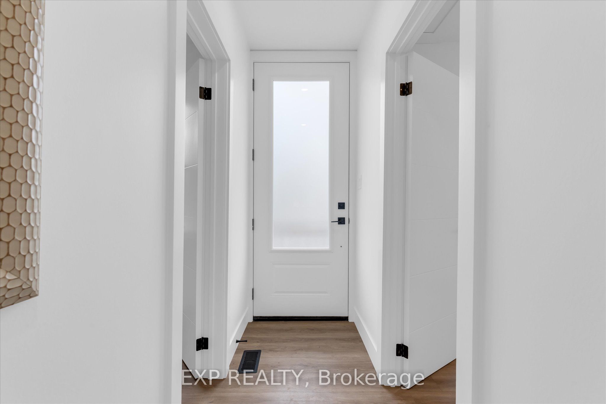 20 Hill Street Property Photo 12