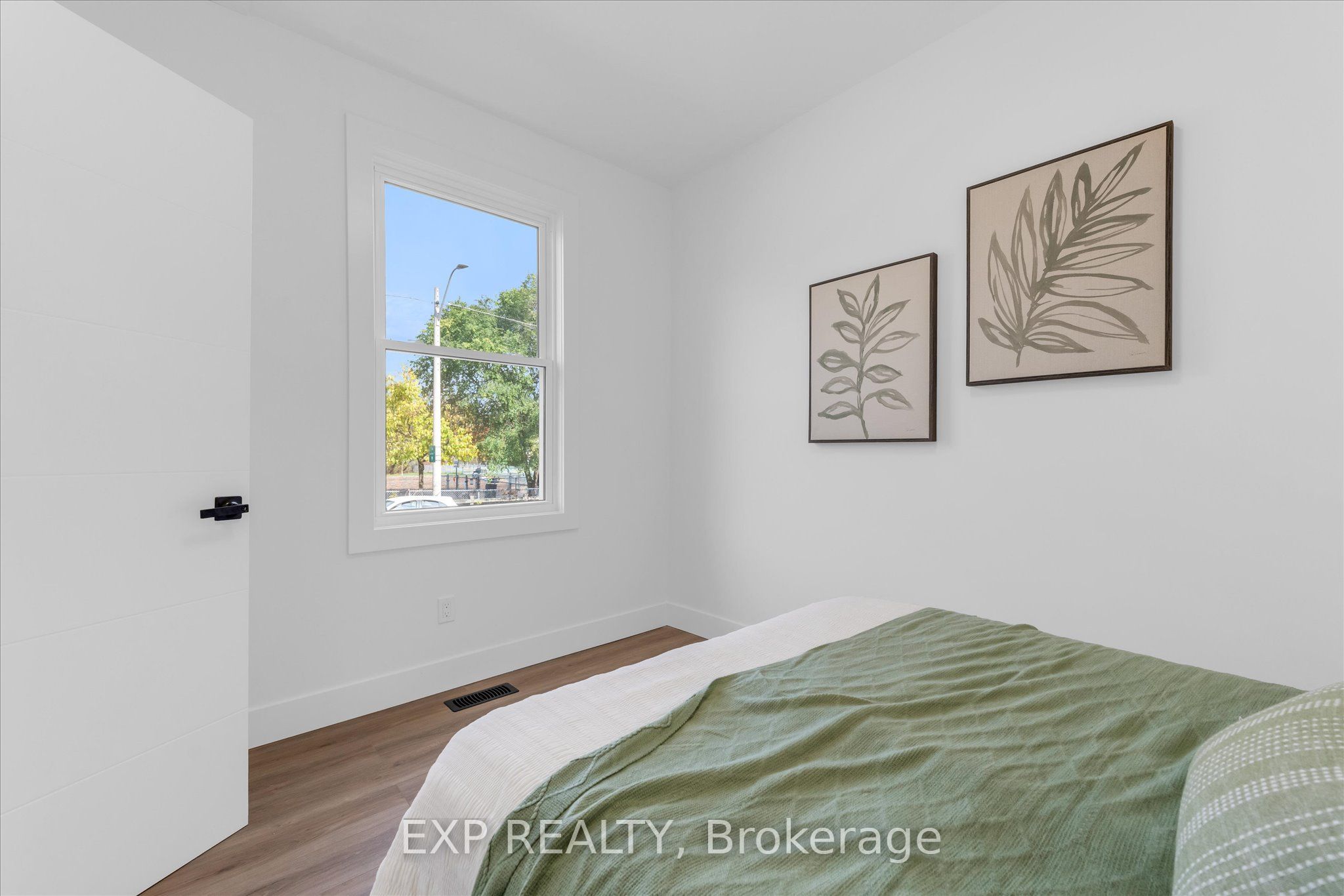 20 Hill Street Property Photo 15