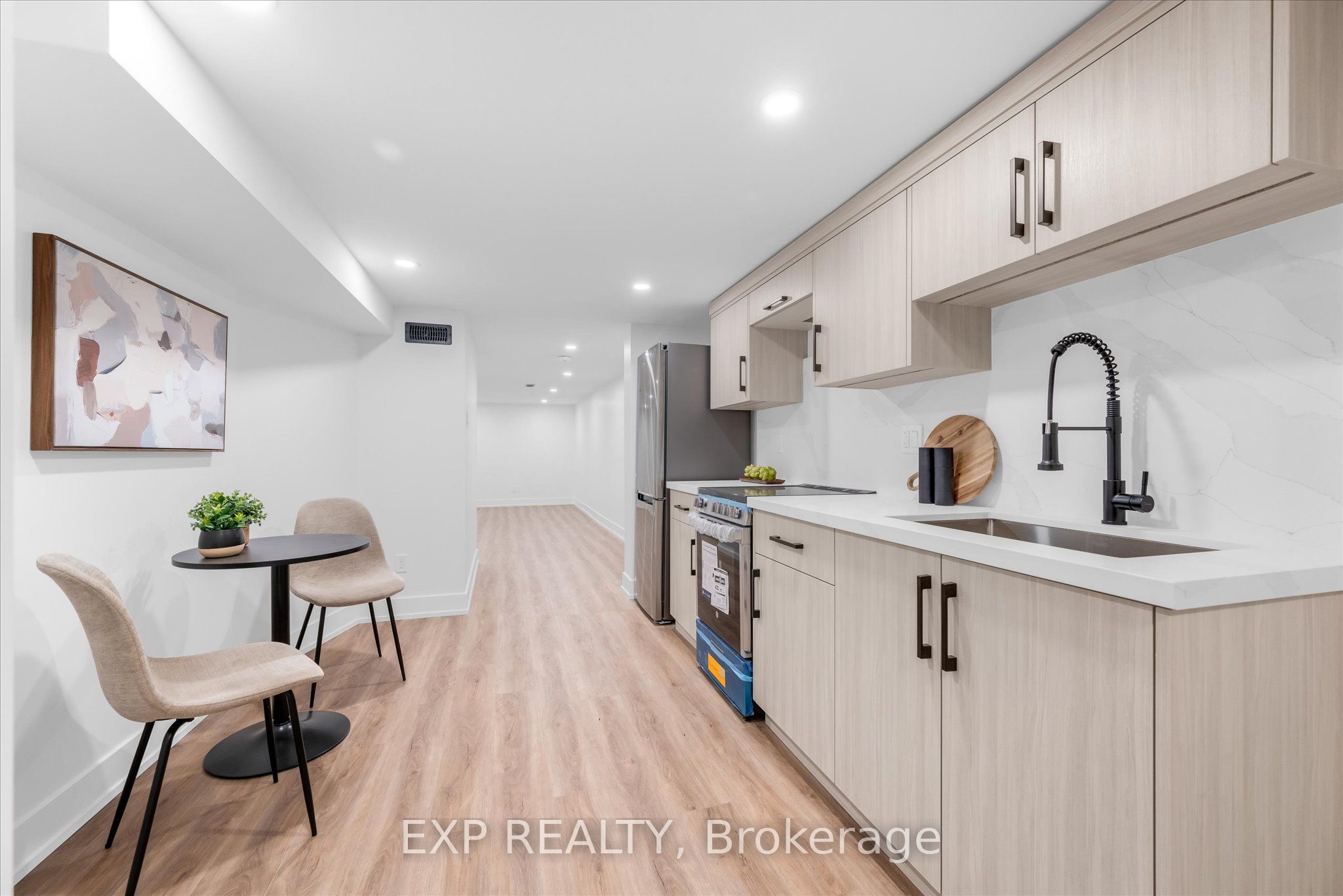 20 Hill Street Property Photo 19