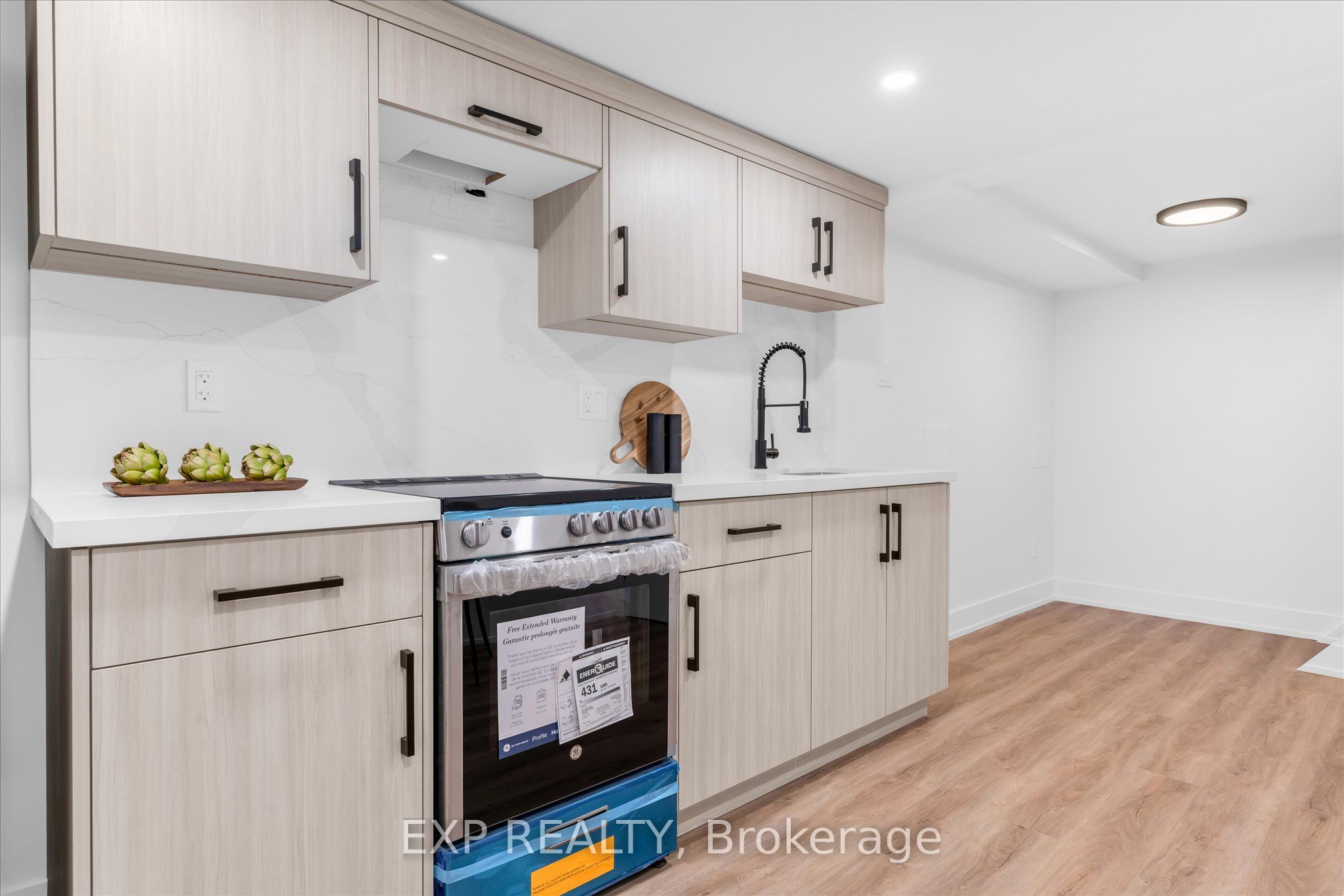 20 Hill Street Property Photo 21