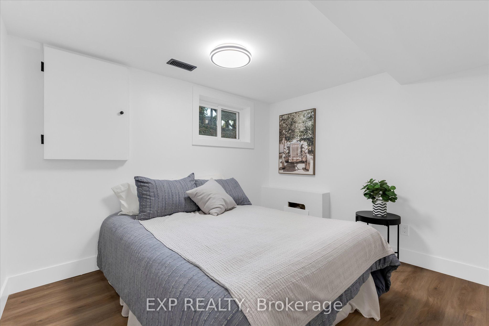 20 Hill Street Property Photo 24