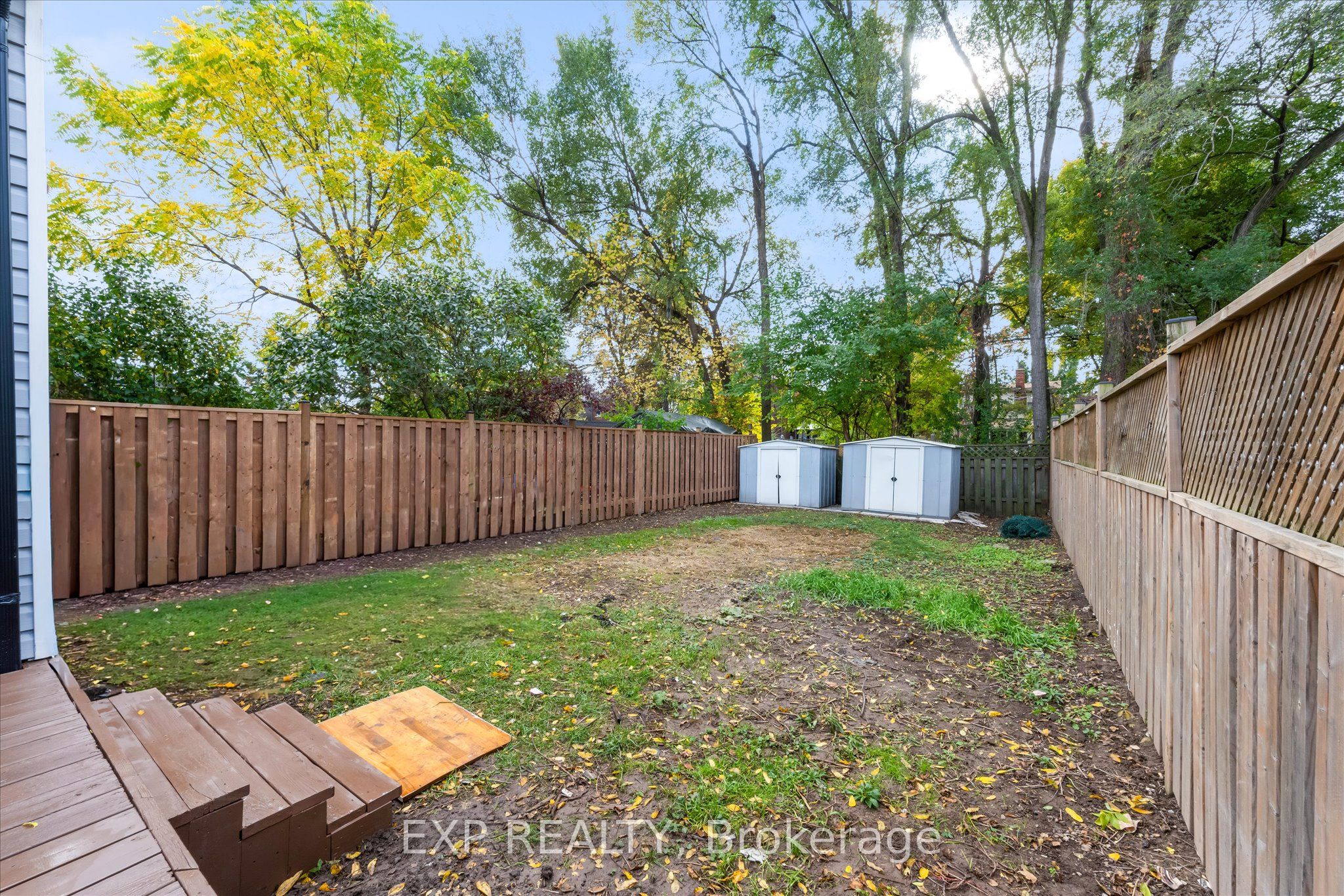 20 Hill Street Property Photo 28