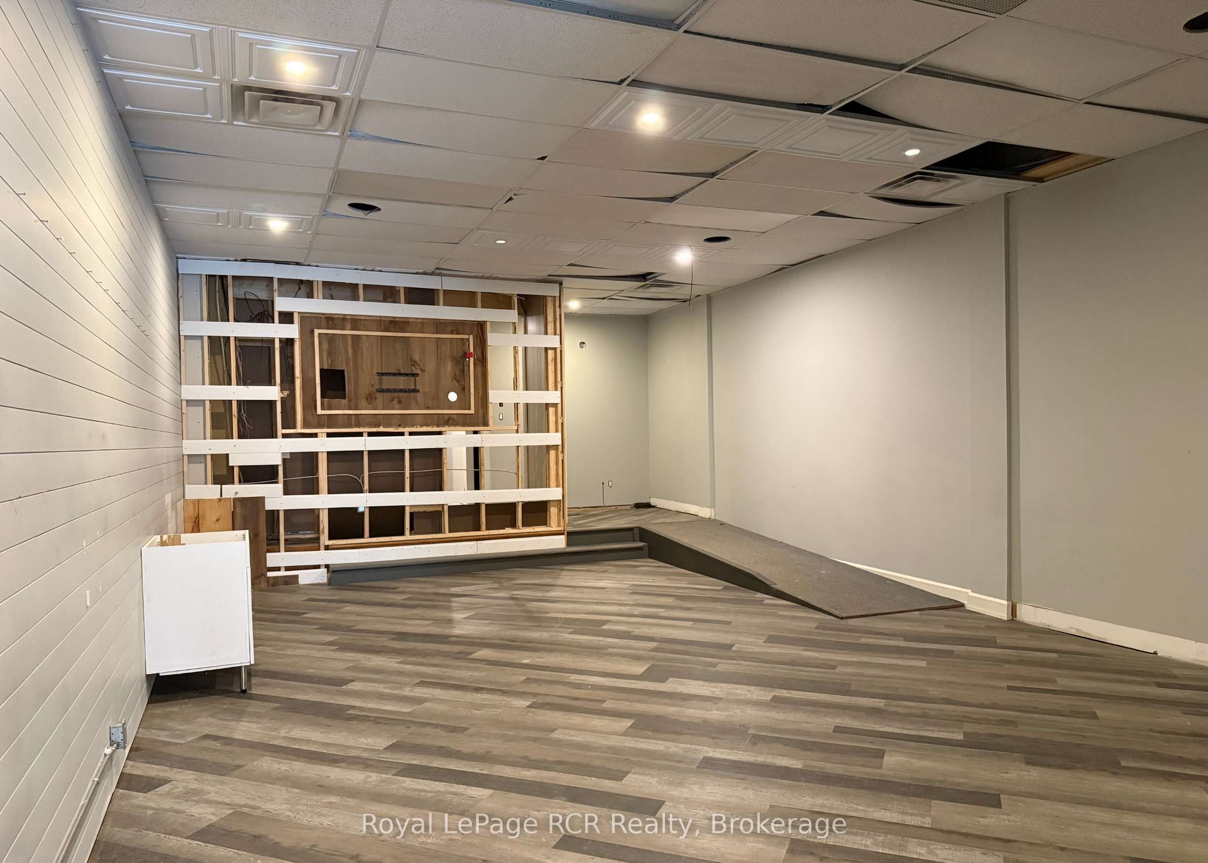 927 2nd Avenue E Property Photo 7