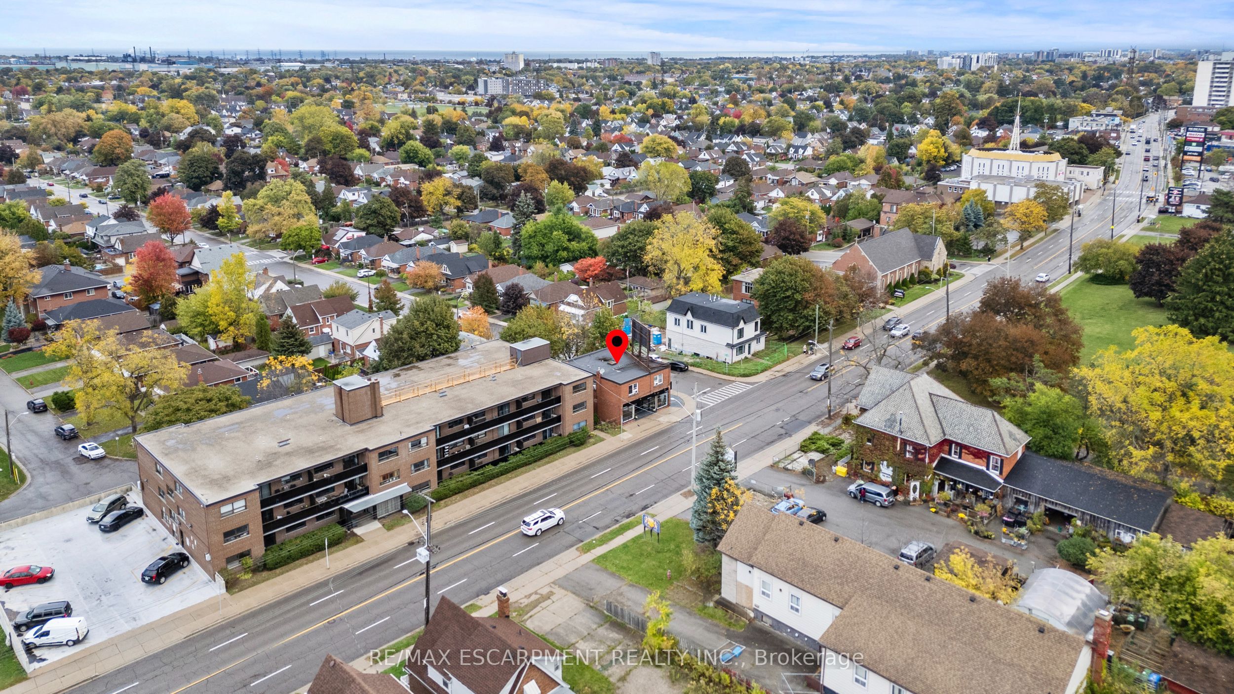 1811 King St E Property Photo 14