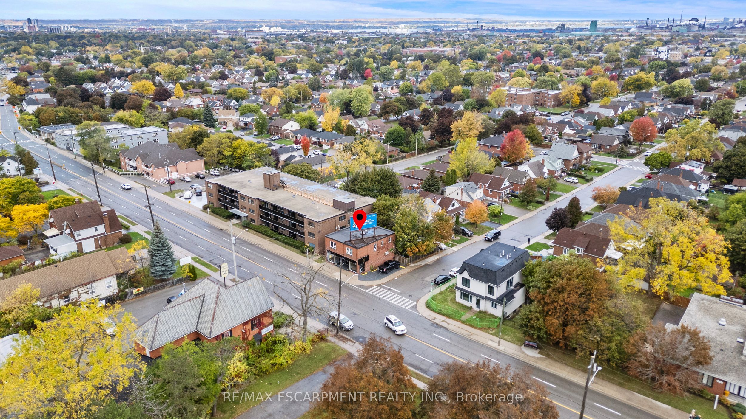 1811 King St E Property Photo 16