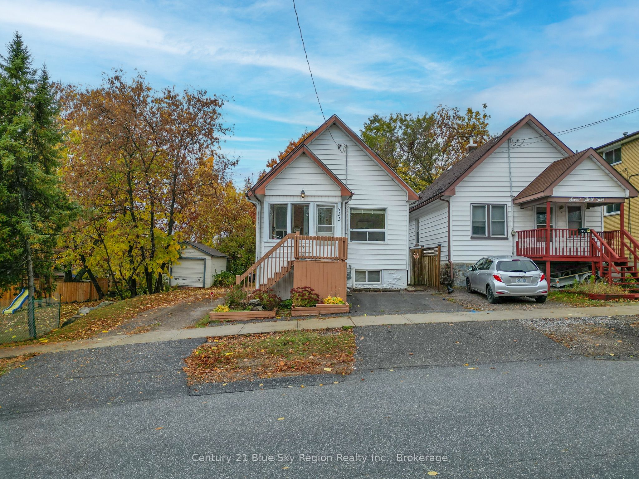 733 Morin Street Property Photo 1