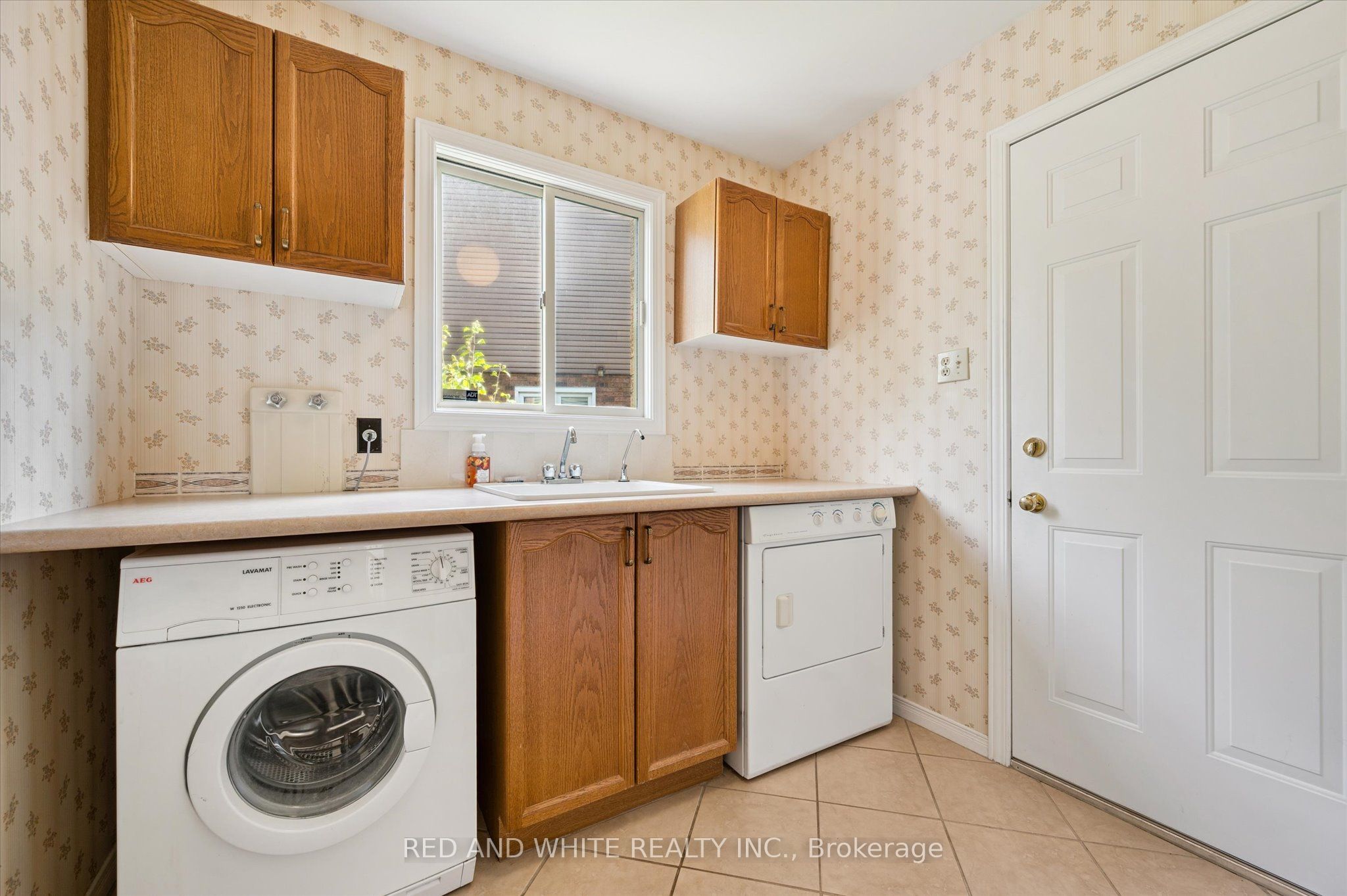 172 Mayberry Court Property Photo 19