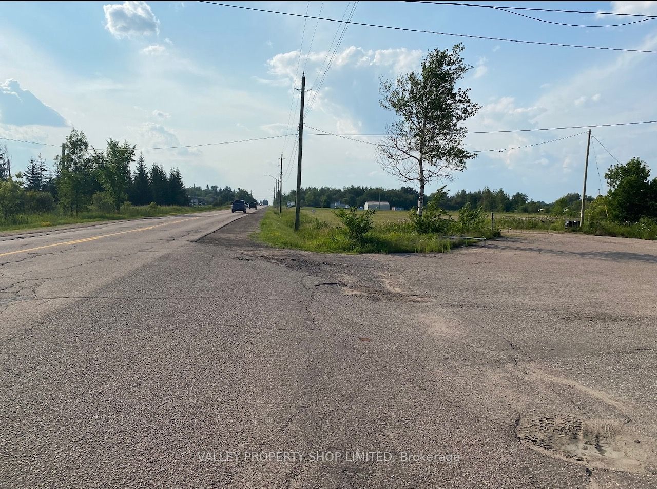 299 Boundary Road E Property Photo 4