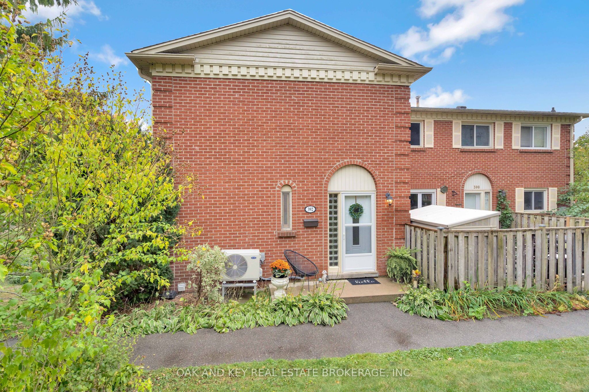 392 Homestead Court Property Photo 1