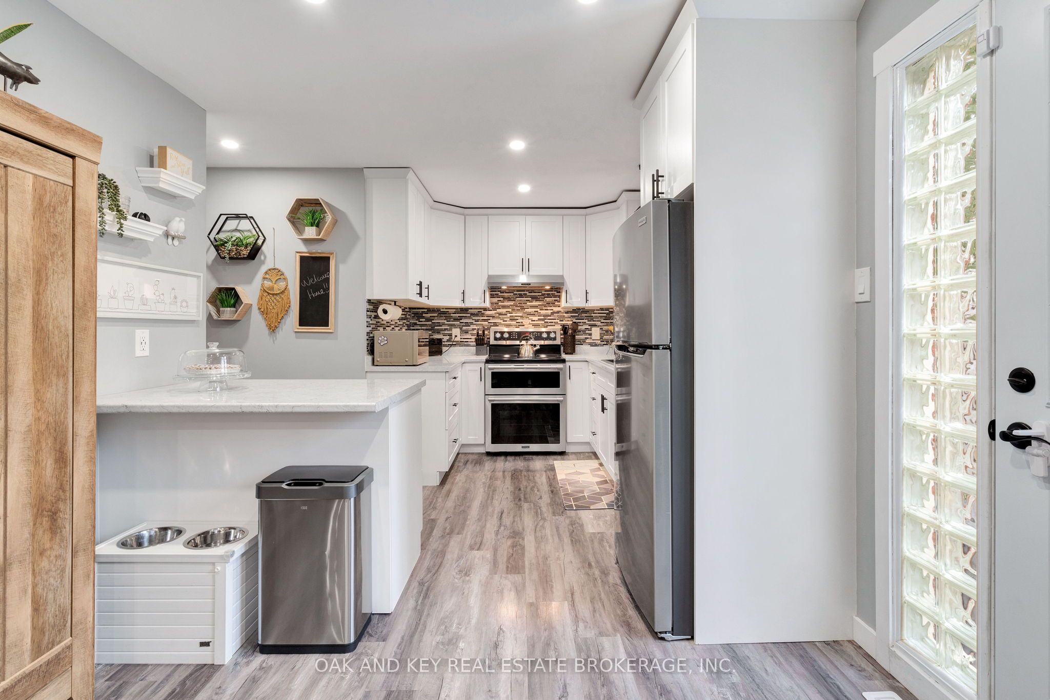 392 Homestead Court Property Photo 9