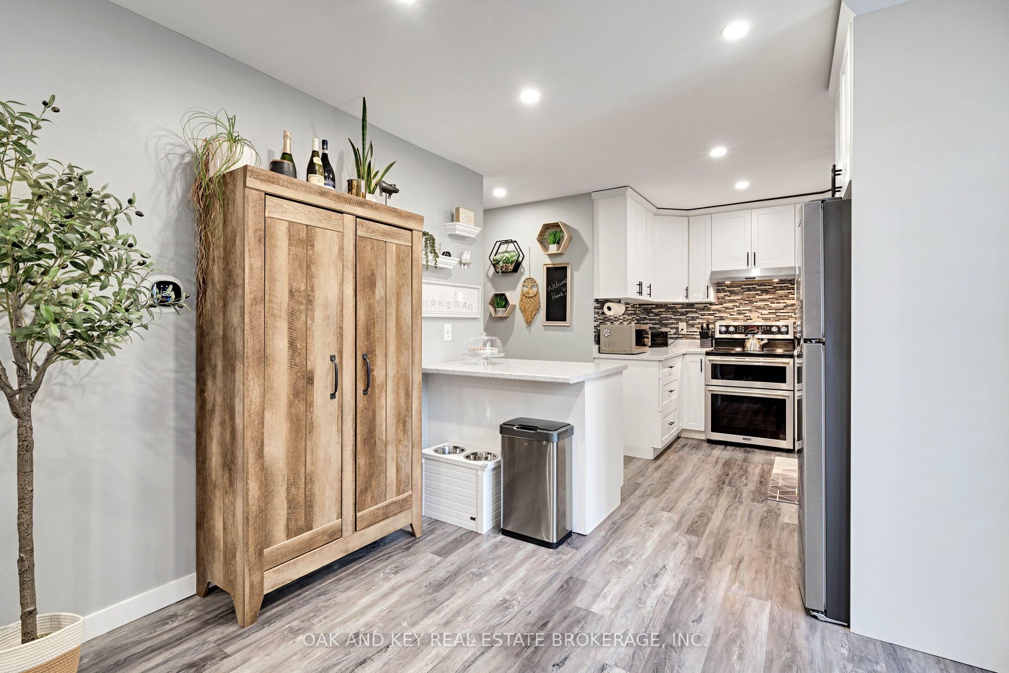 392 Homestead Court Property Photo 11