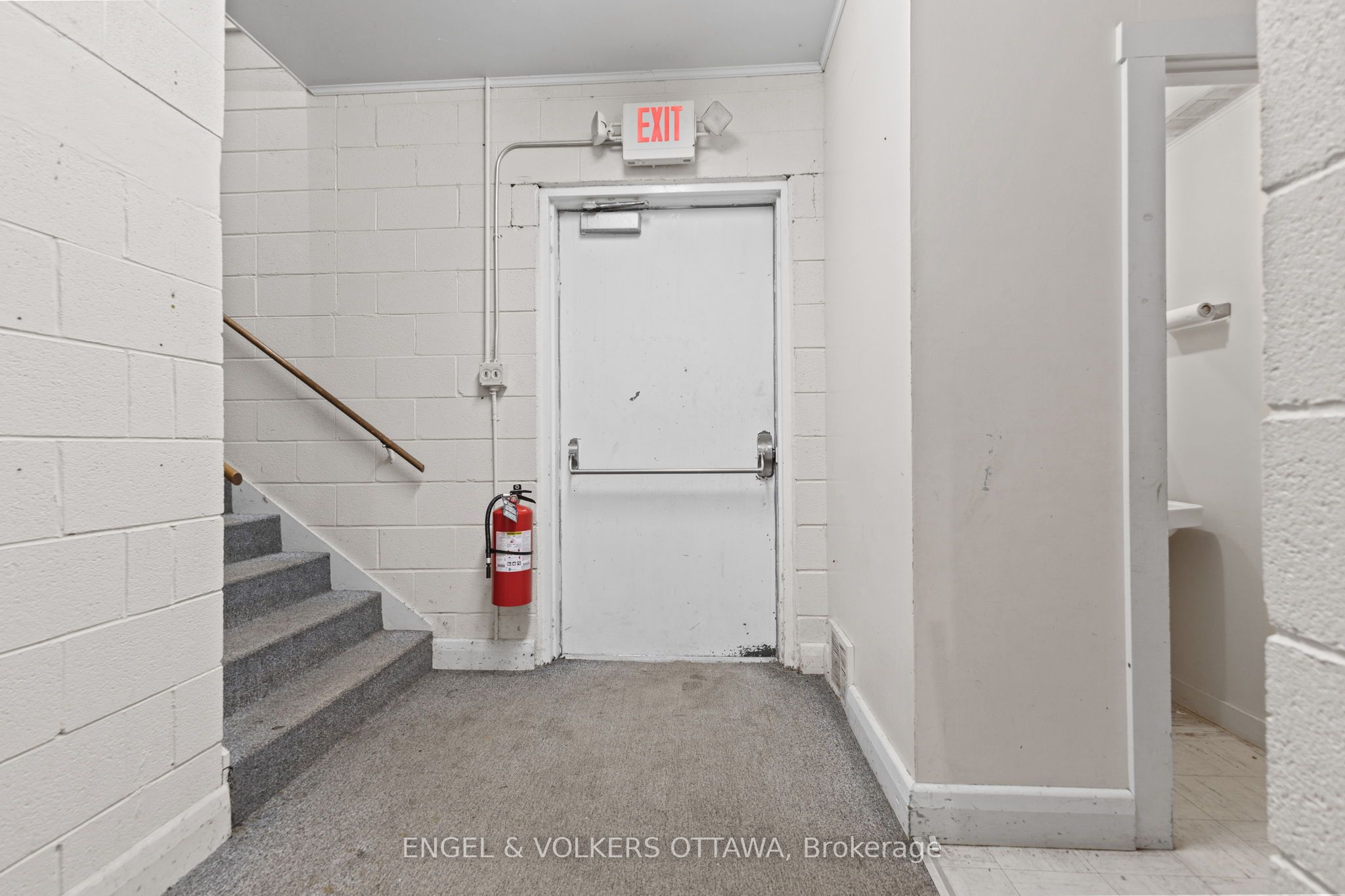 518 Church Street Property Photo 5