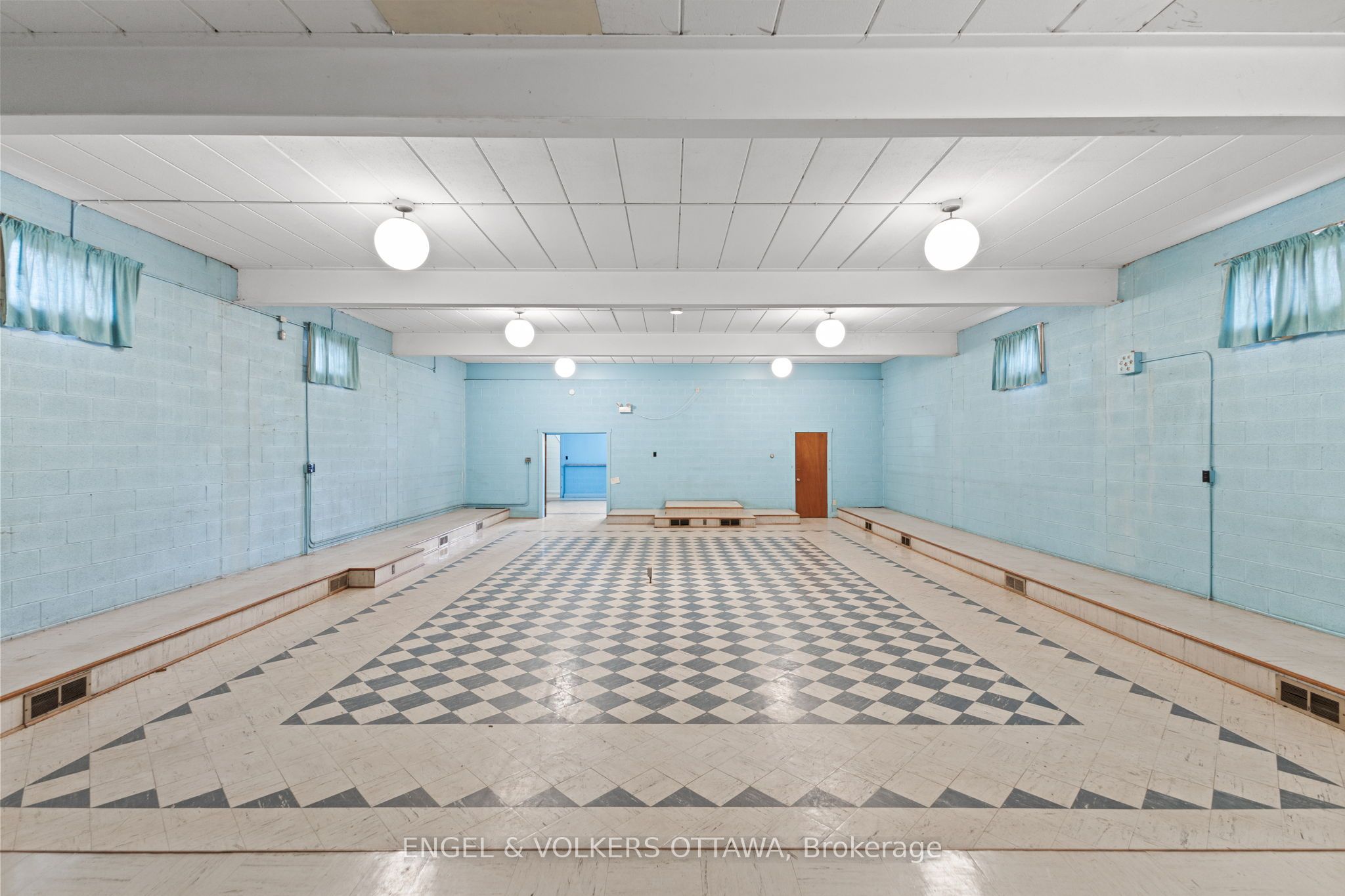 518 Church Street Property Photo 6