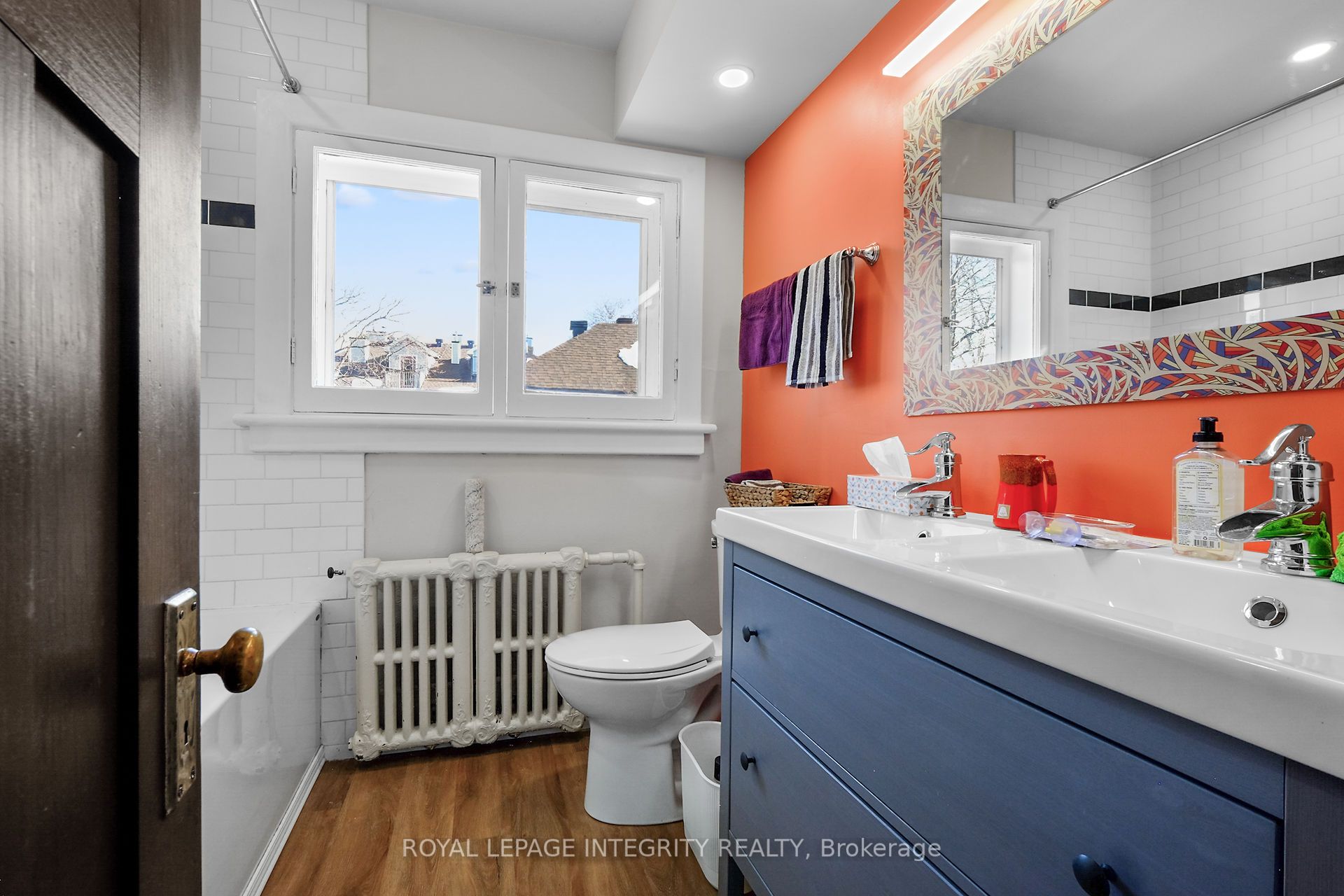 1031 Carling Ave Property Photo 8