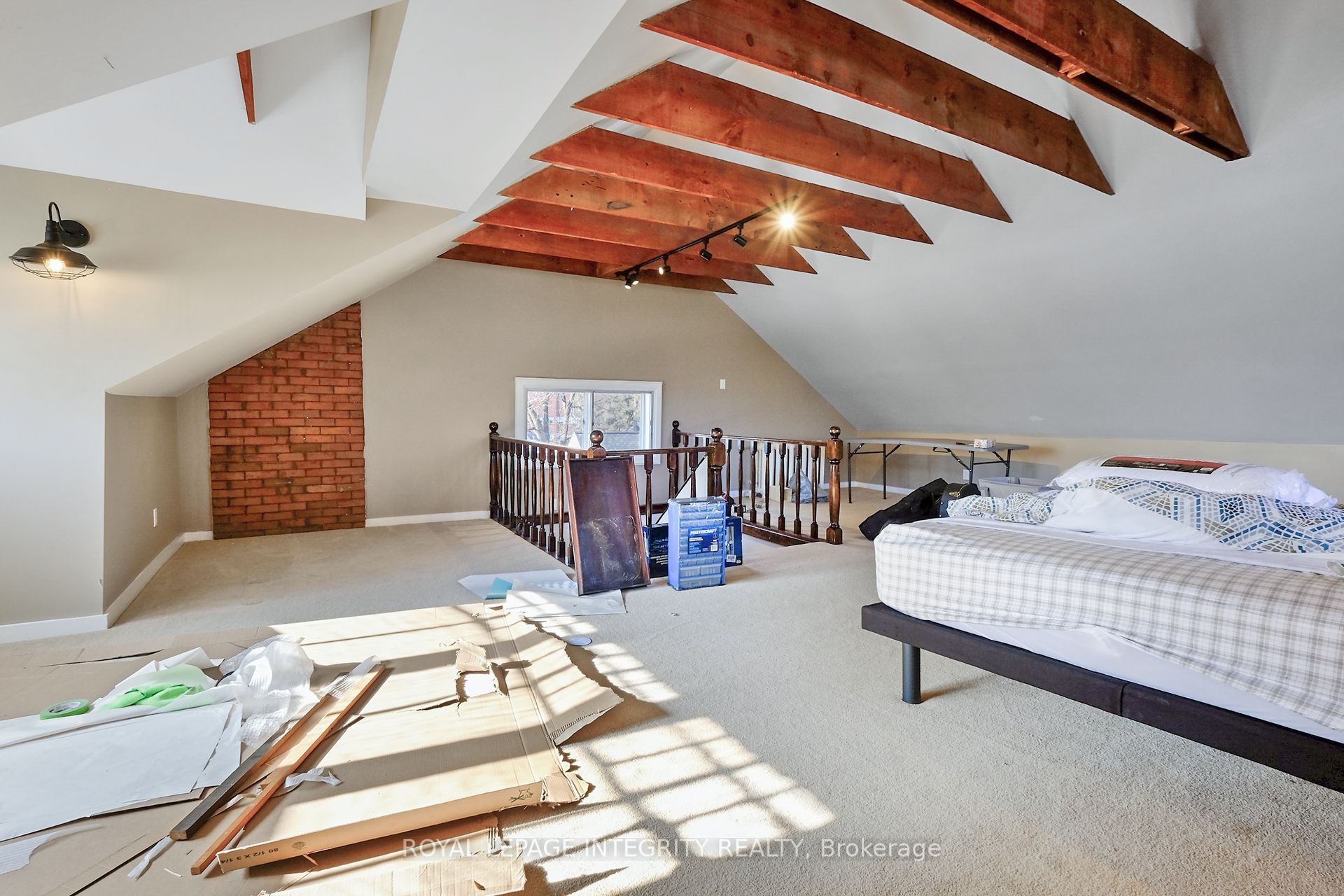 1031 Carling Ave Property Photo 19