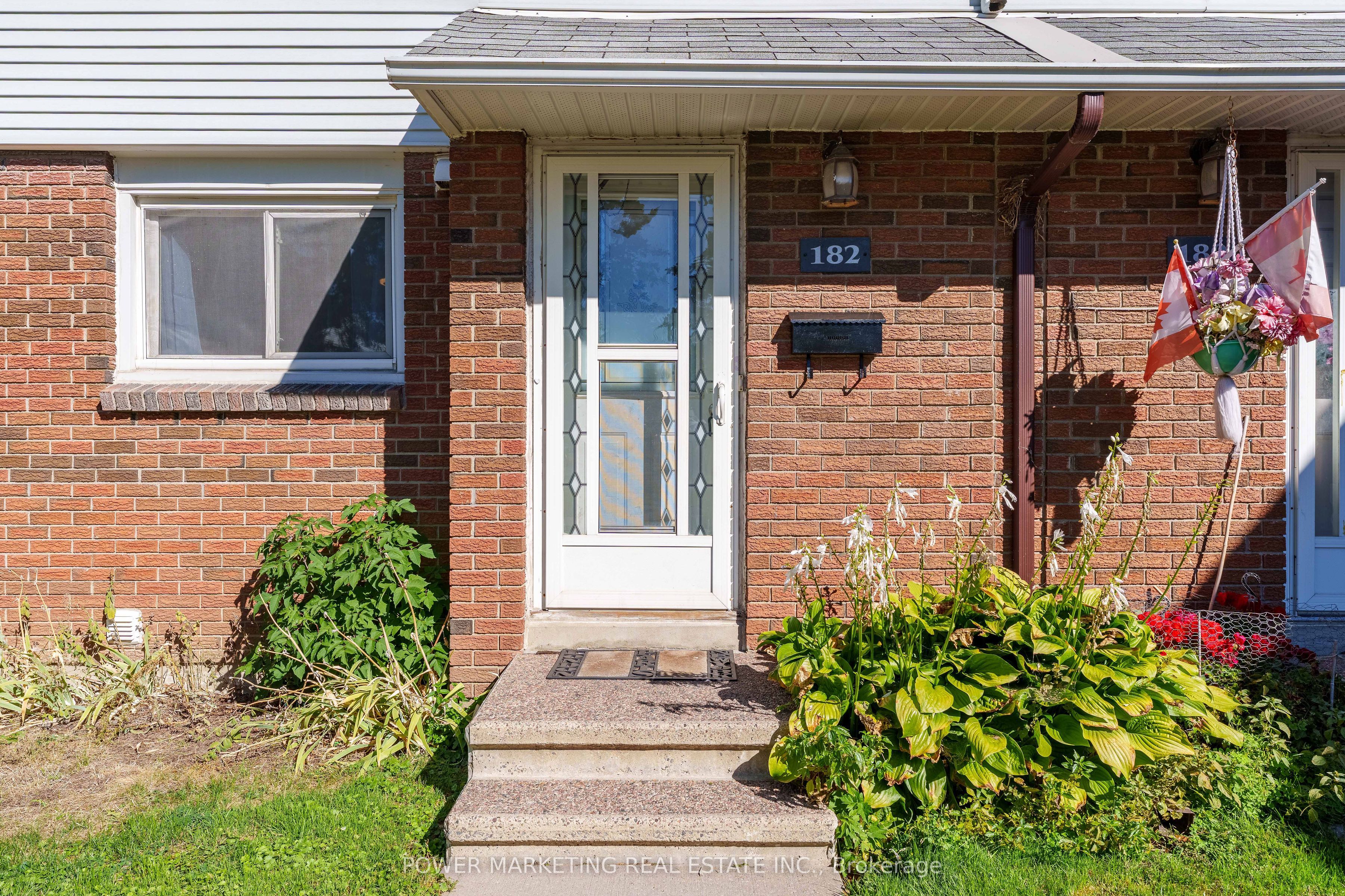 1045 Morrison Drive 182 Property Photo 3