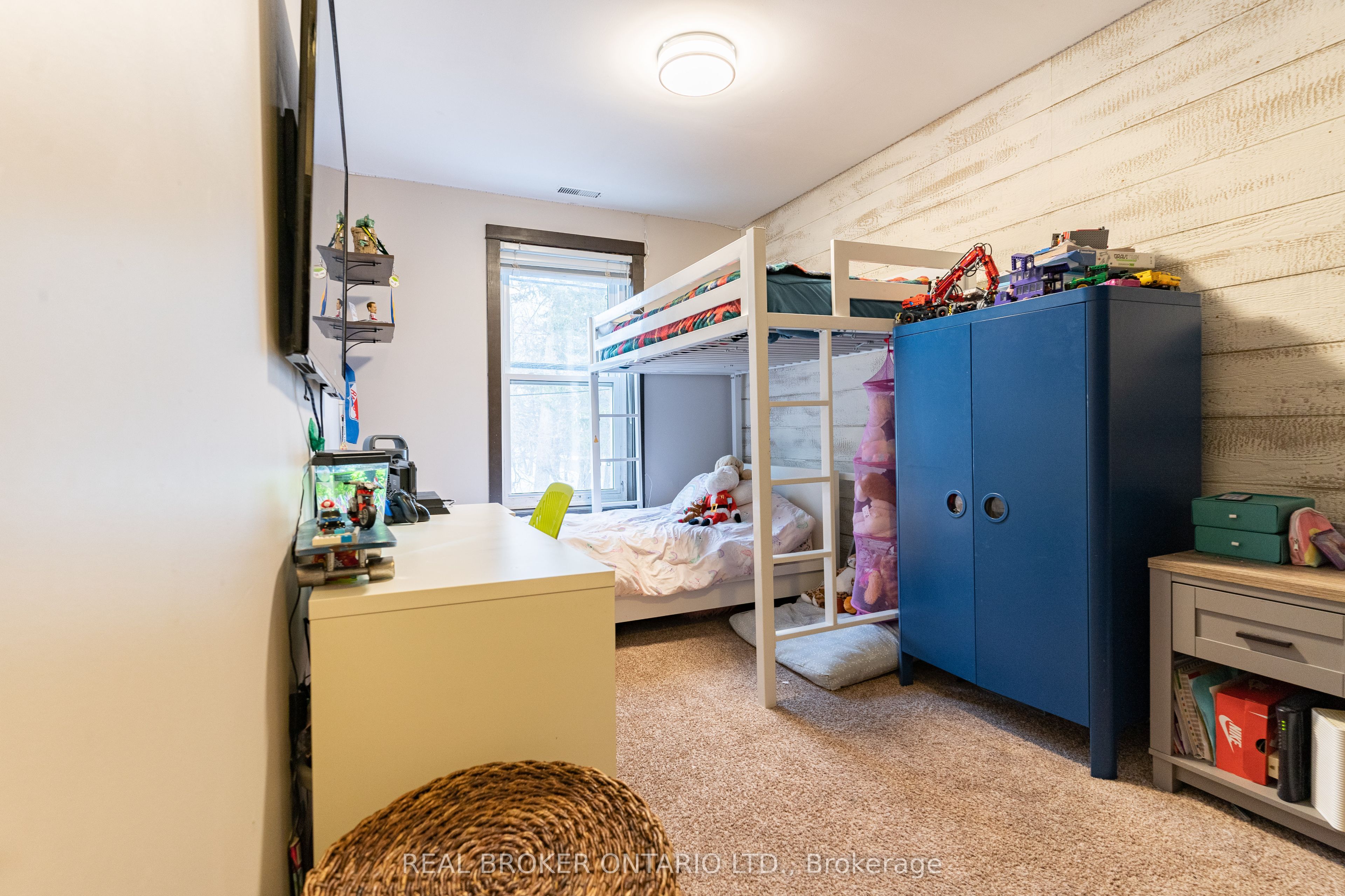 55 Snyder's Road W Property Photo 25