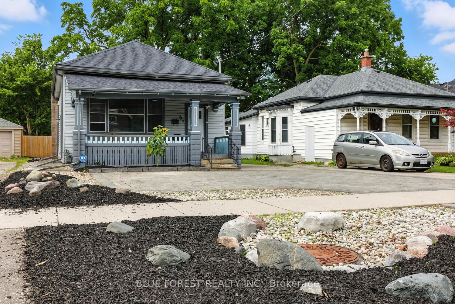 358 Simcoe St Property Photo 1