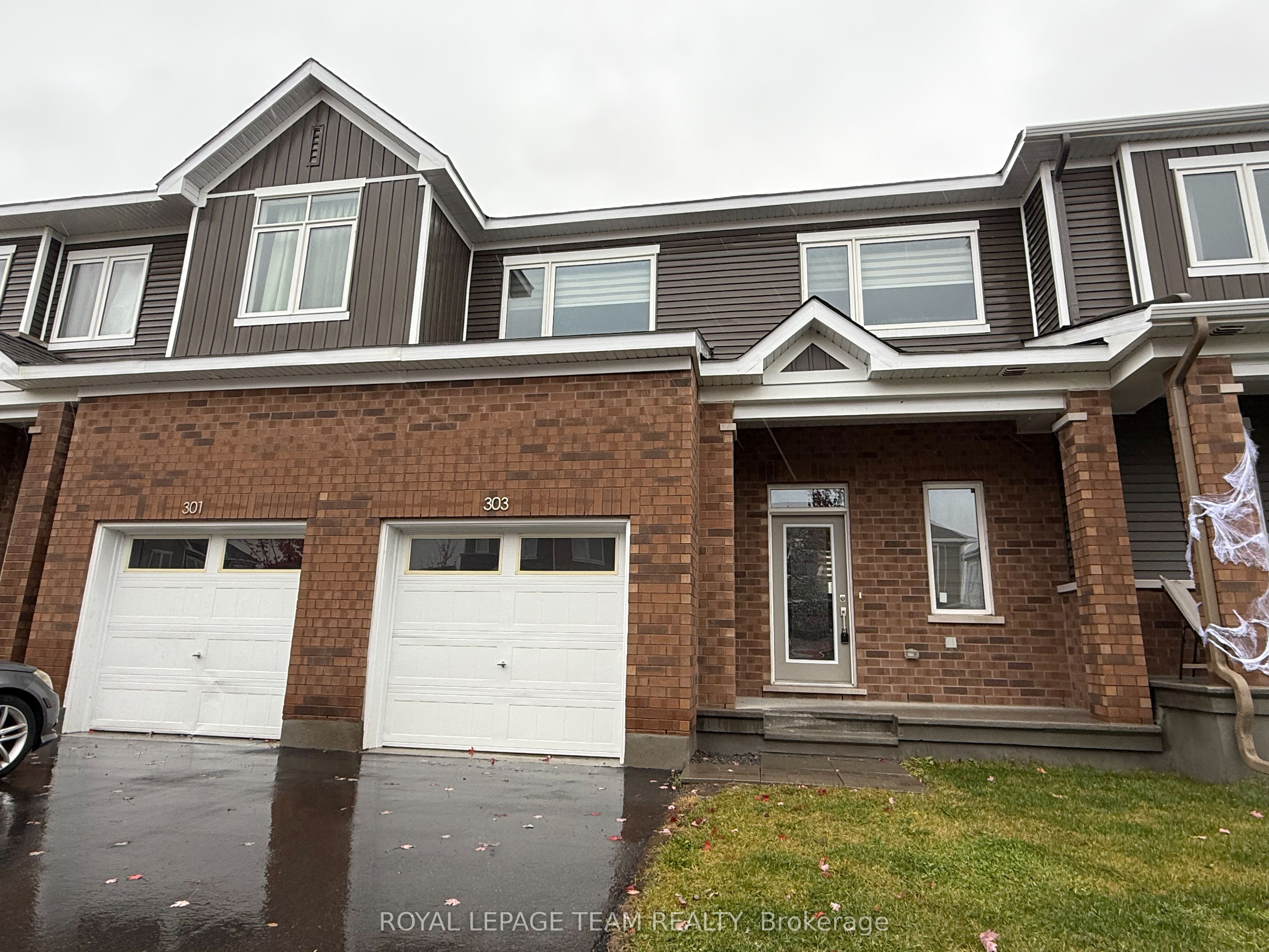 303 Canadensis Lane Property Photo 1