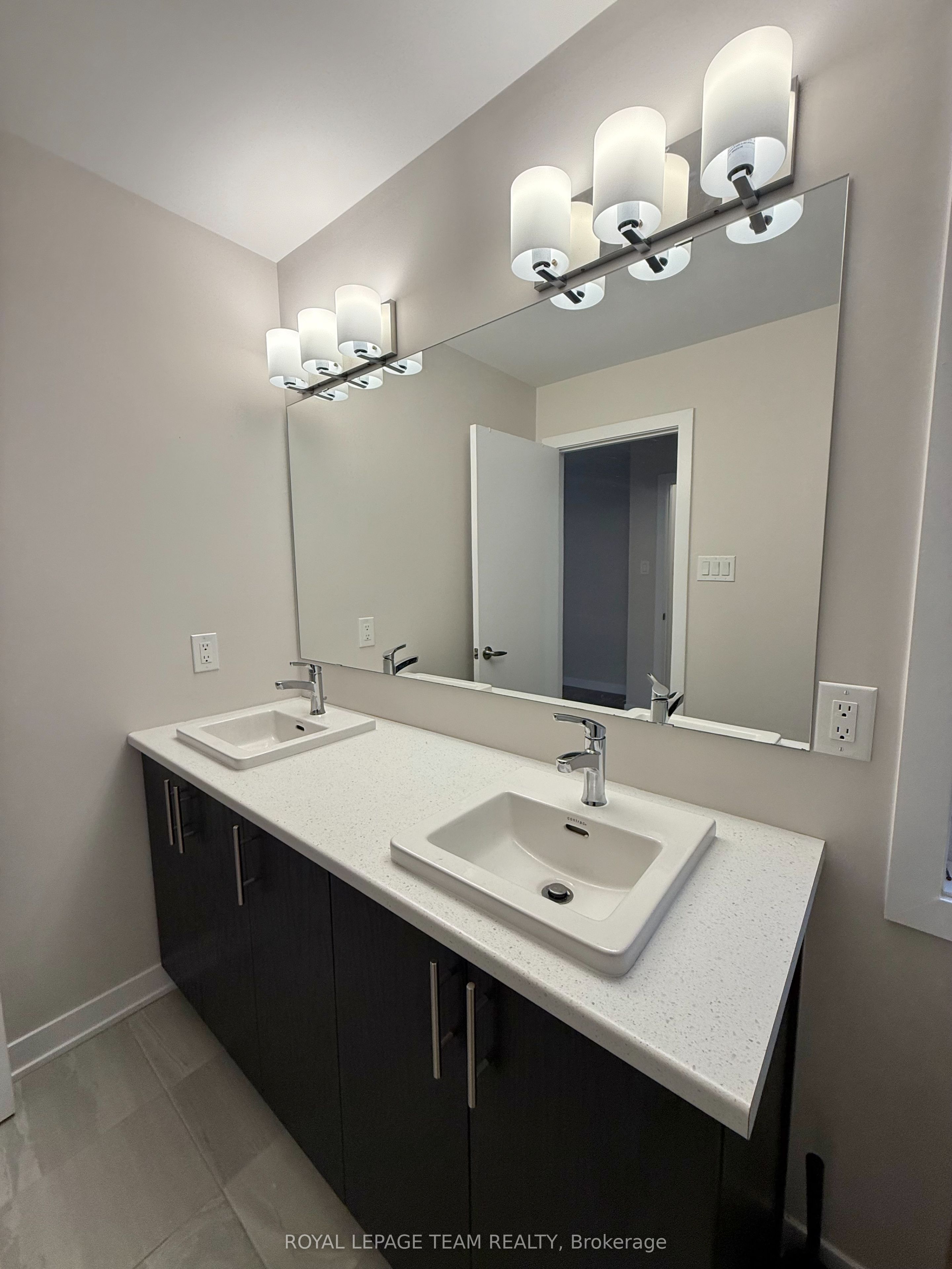 303 Canadensis Lane Property Photo 16