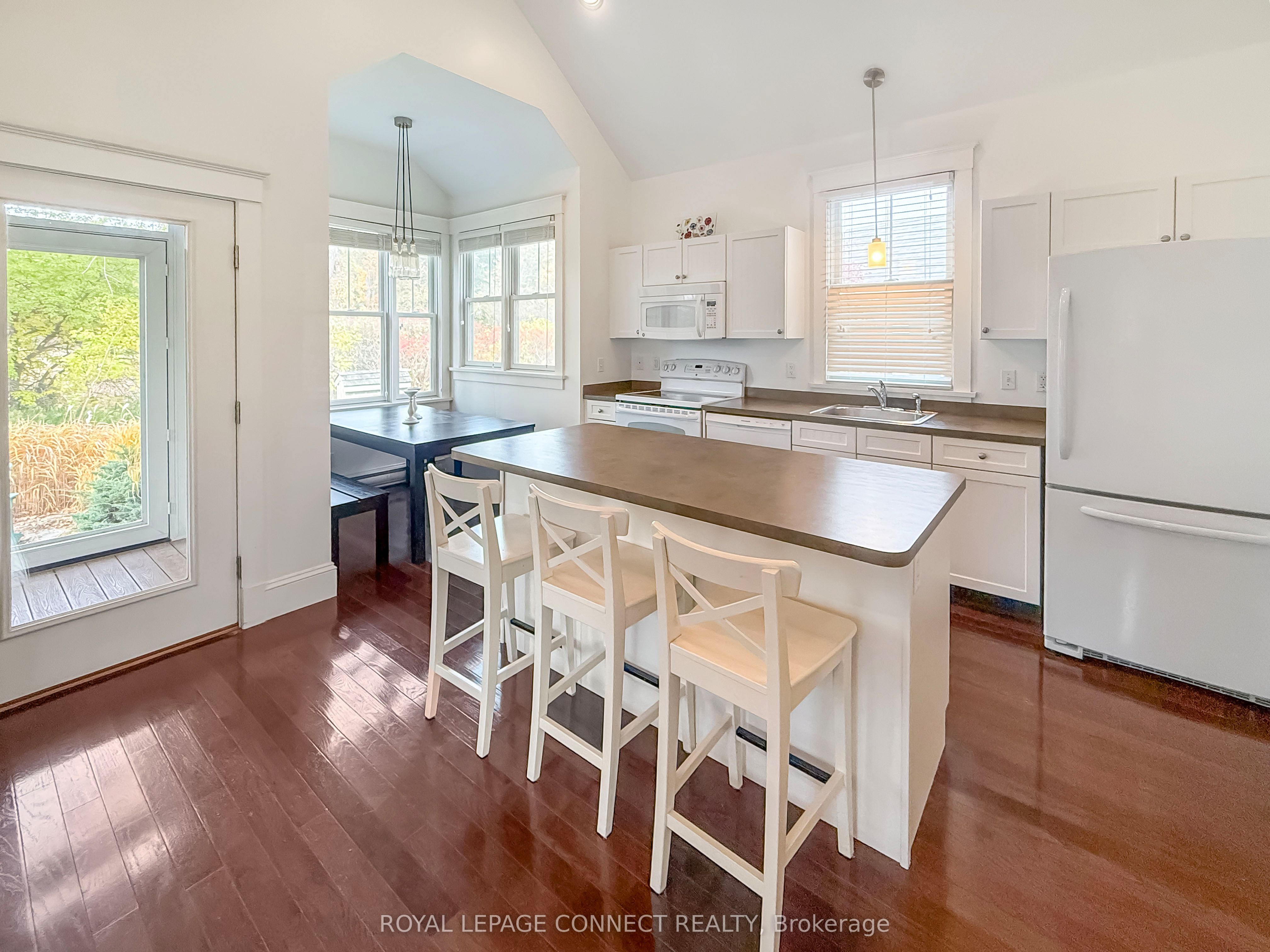 18 Natures Lane 74 Property Photo 9