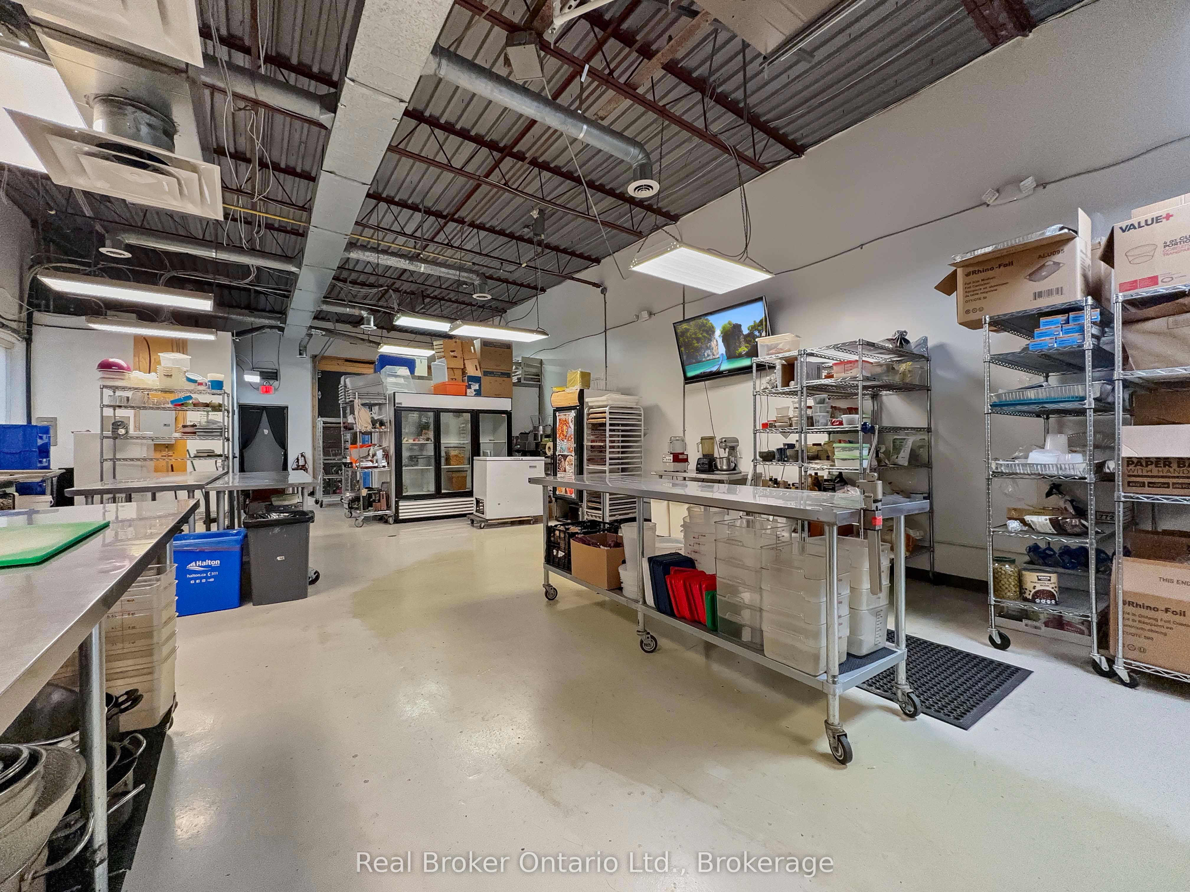 291 Woodlawn Rd W Property Photo 5