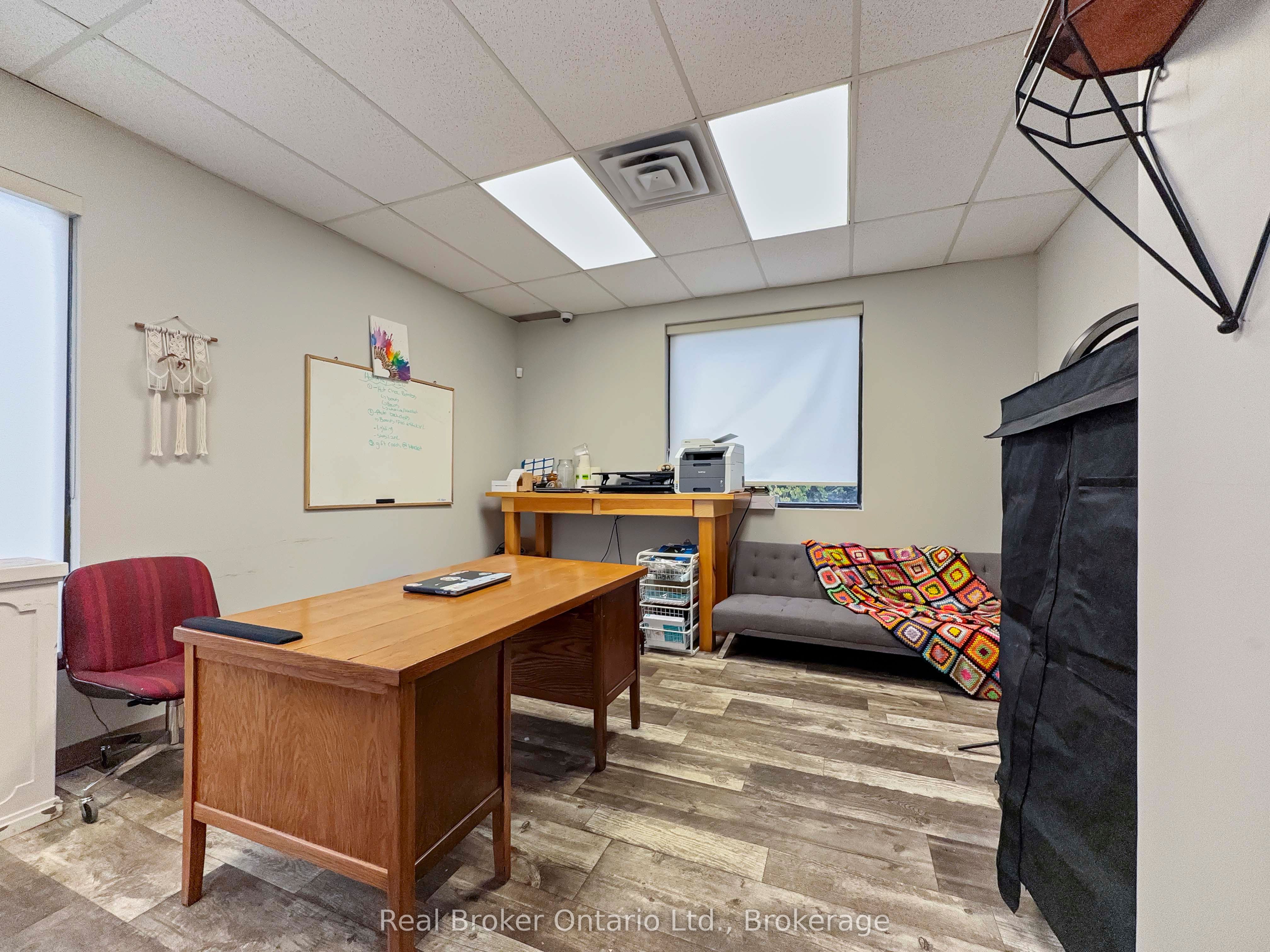 291 Woodlawn Rd W Property Photo 14