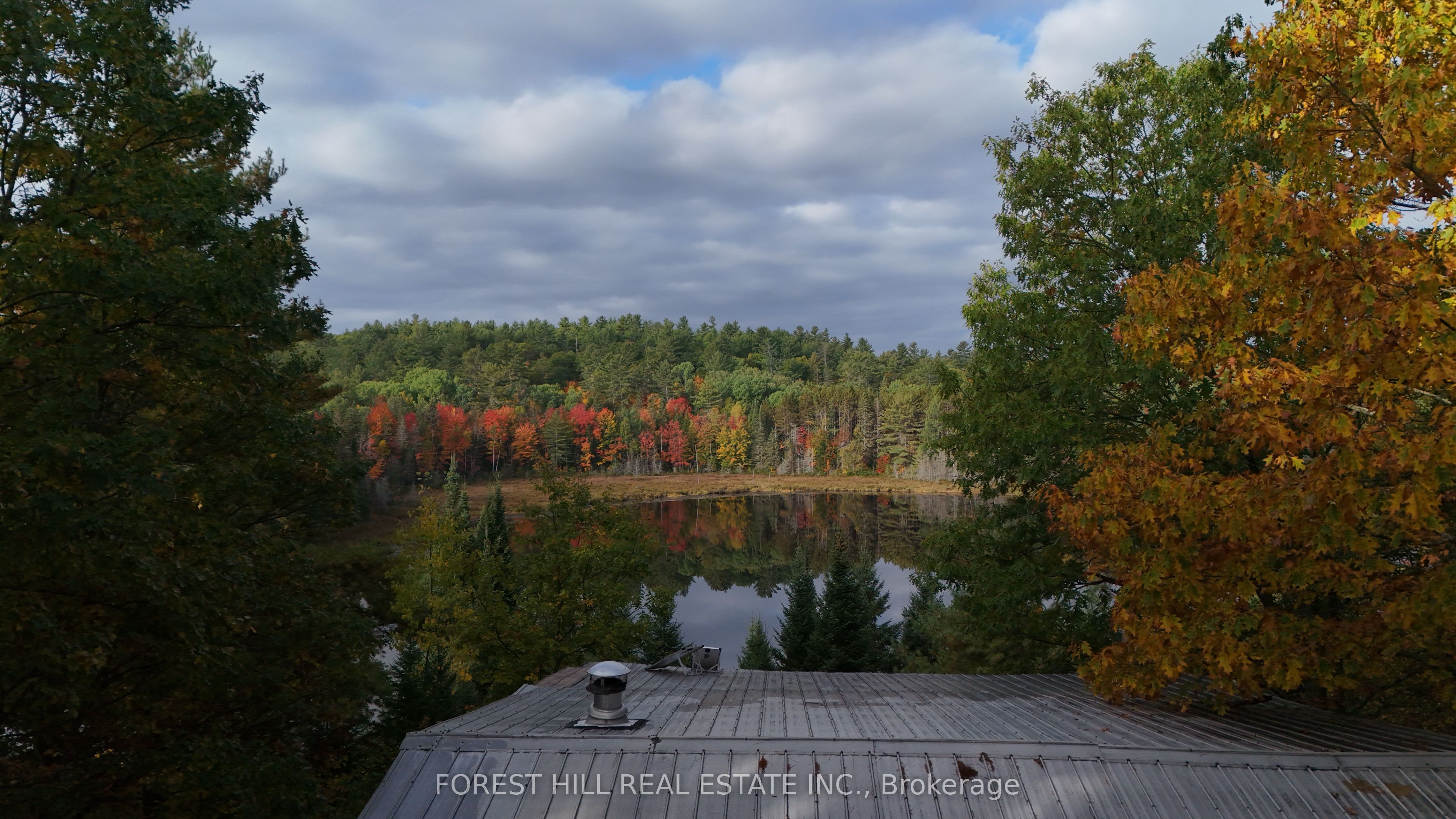 675 Dore Bay Road Property Photo 2