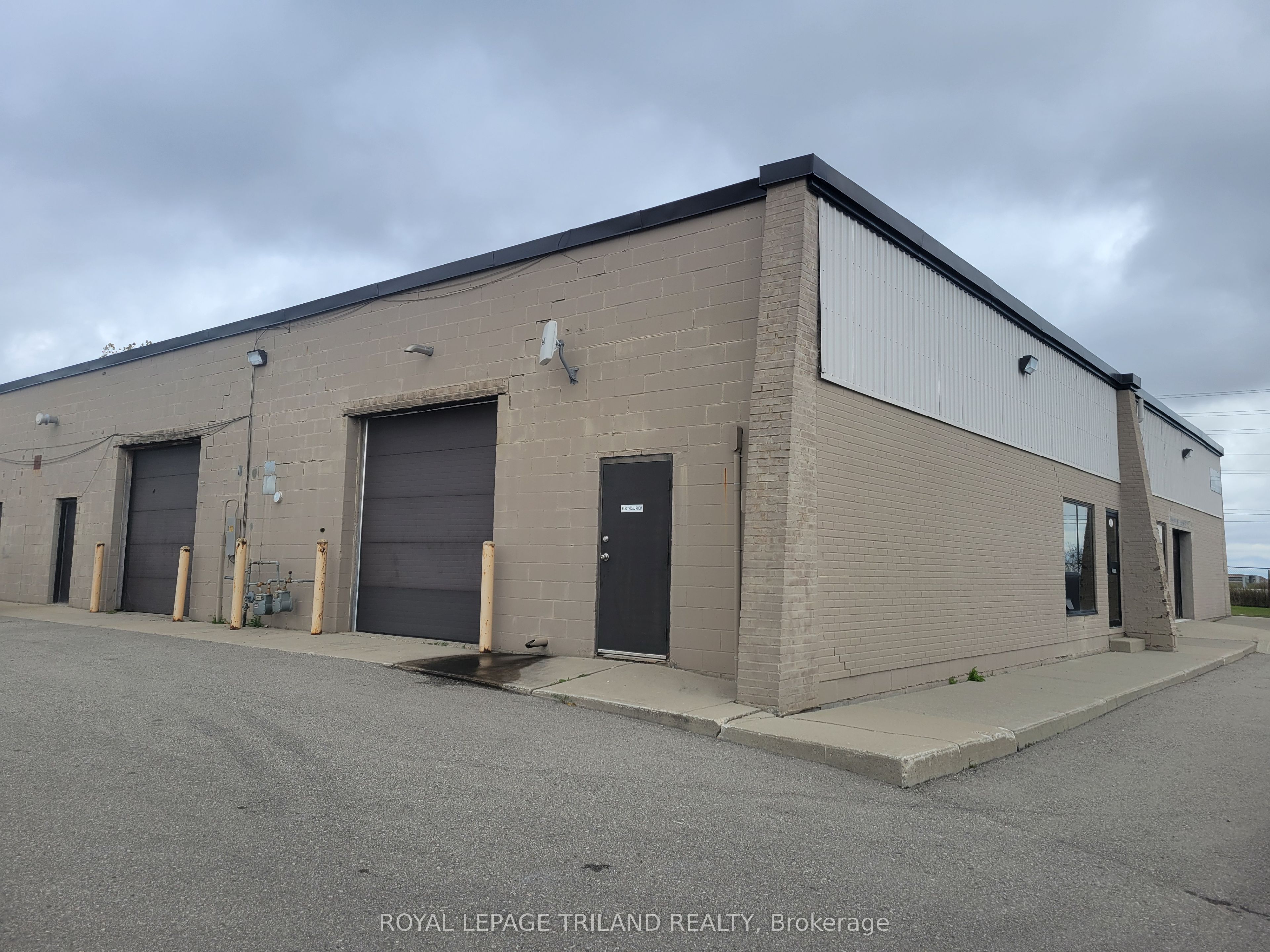 280 Edward St Property Photo 1