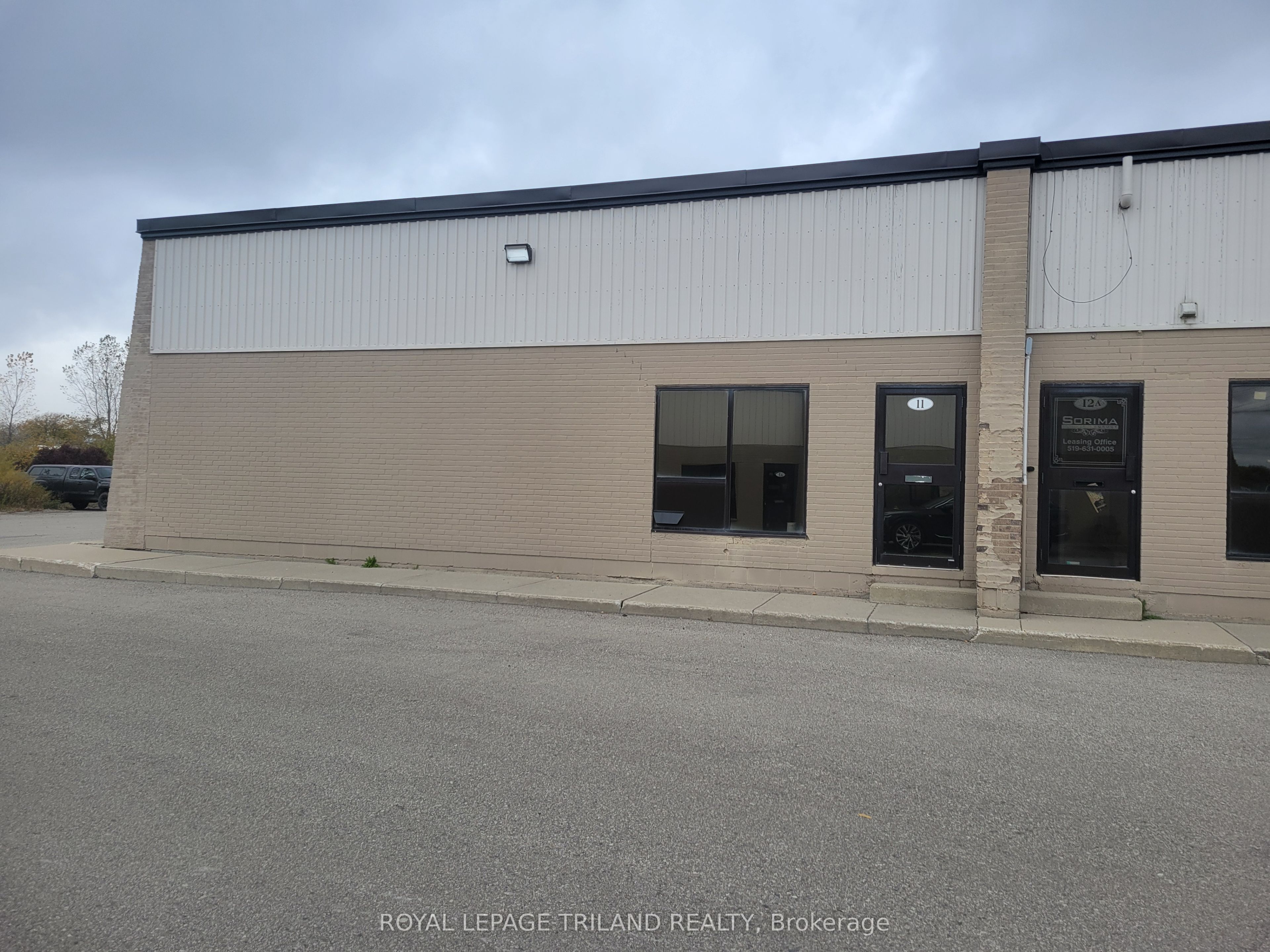 280 Edward St Property Photo 2