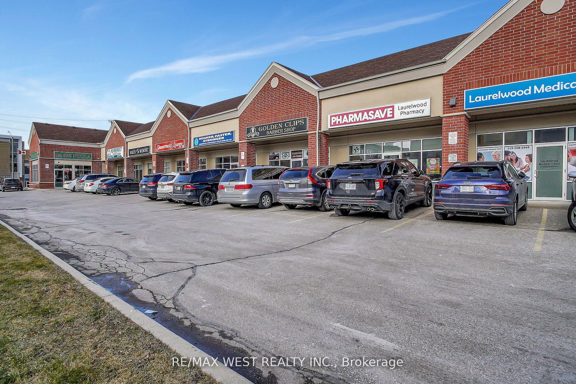 645 Laurelwood Drive D Property Photo 2